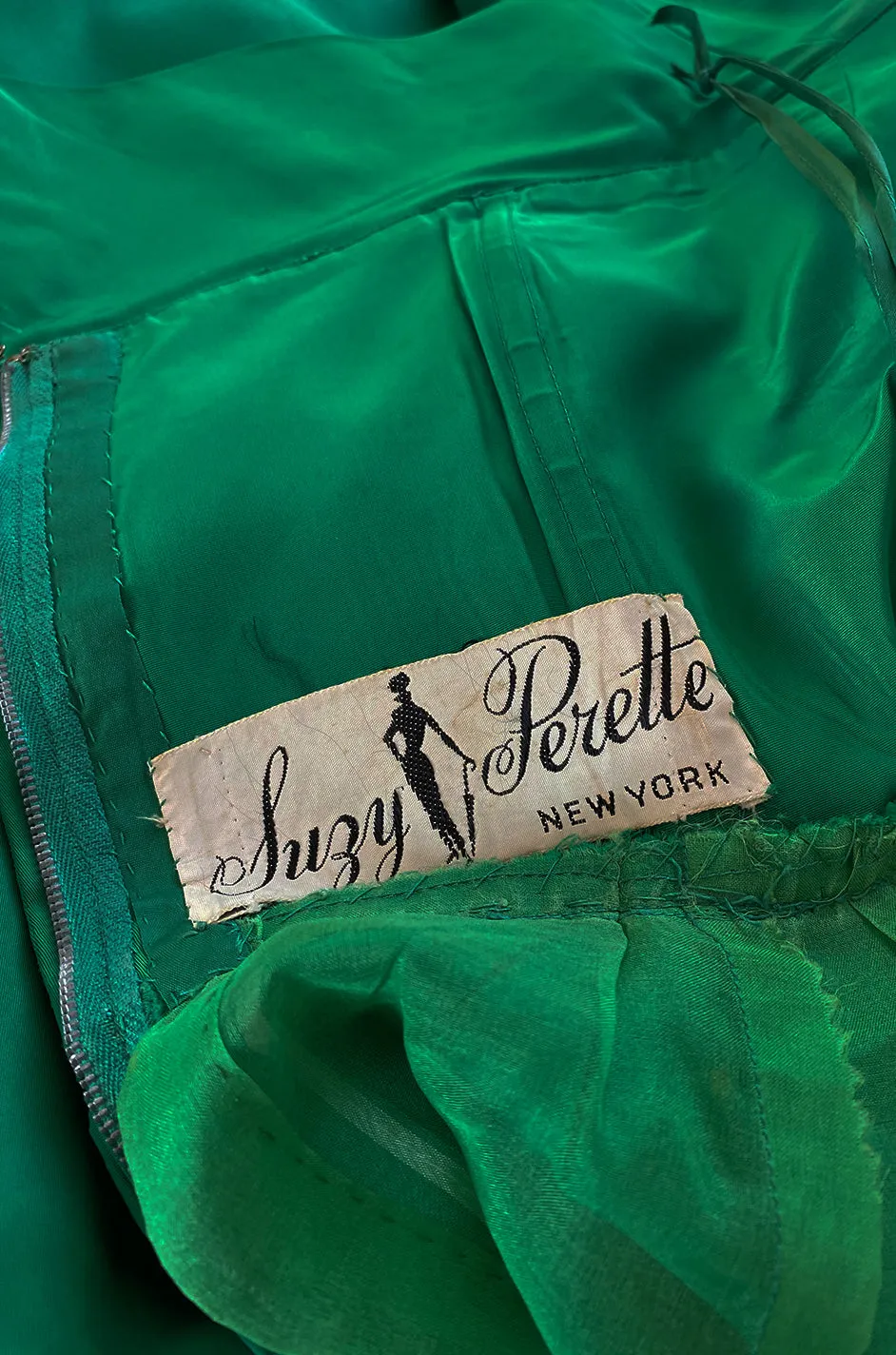 1950s Suzy Perette Emerald Green Strapless Full Skirted Dress w 3D Flower Detailing