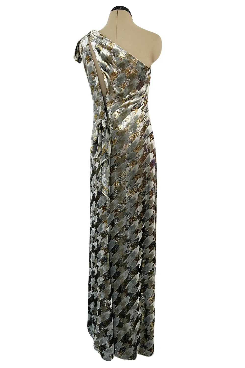1970s Mollie Parnis Metallic Silver Gold & Copper Fluid Velvet One Shoulder Dress