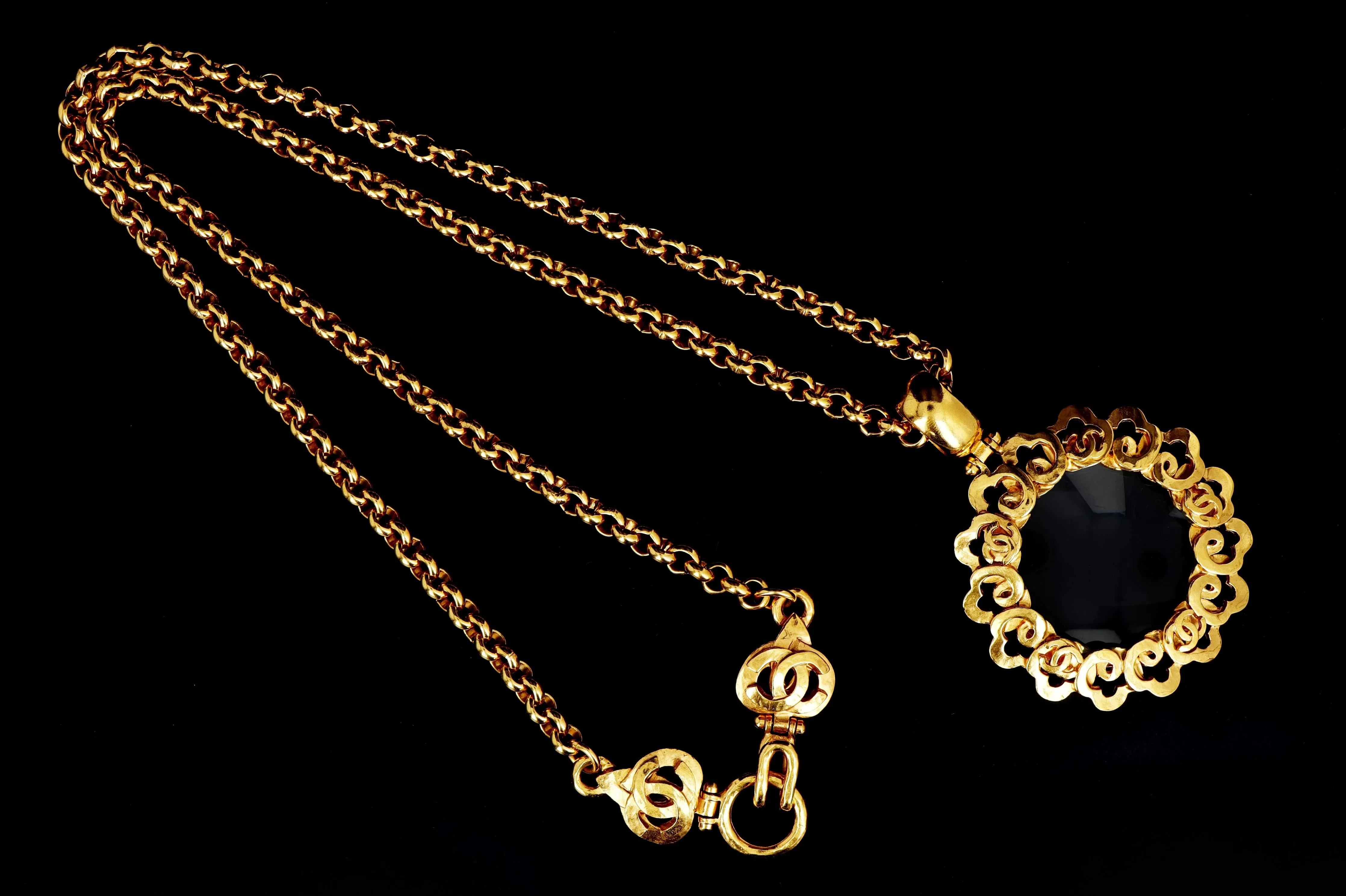 1997 Vintage Chanel Magnifying Glass Pendant Necklace