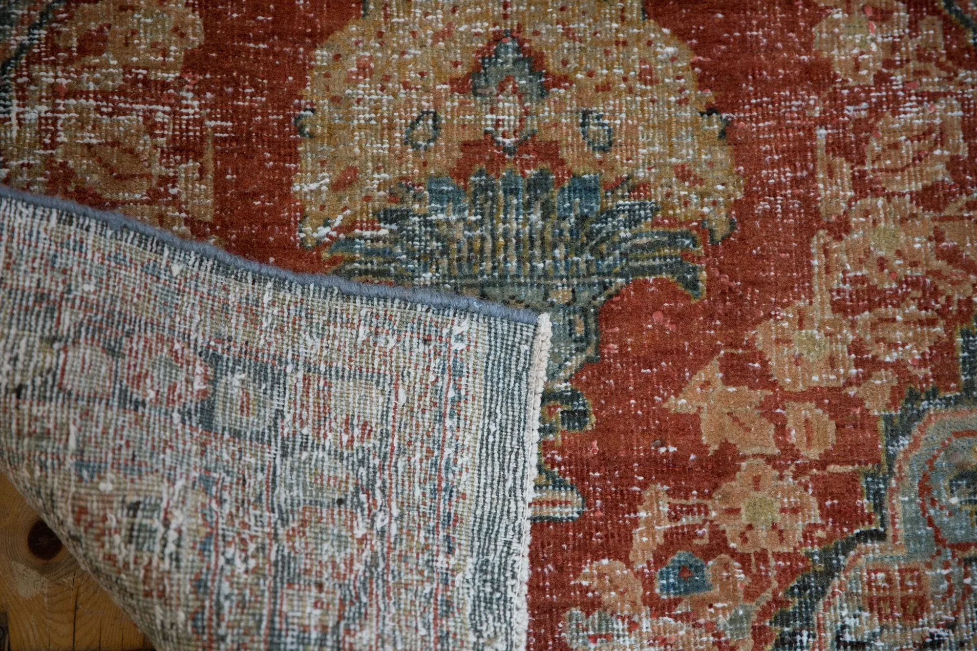 3.5x11.5 Vintage Distressed Mahal Rug Runner