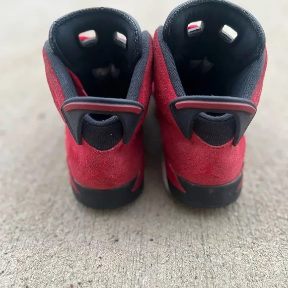 3Y…Gently Used…Jordan 6 Retro PS 'Toro Bravo'