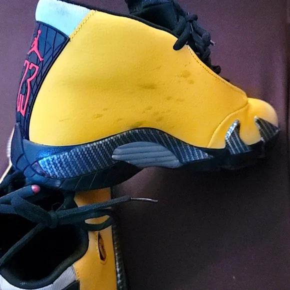 Air Jordan 14 Retro XIV Reverse Ferrari 2019 UNIVERSITY GOLD NEW DS sz 5y