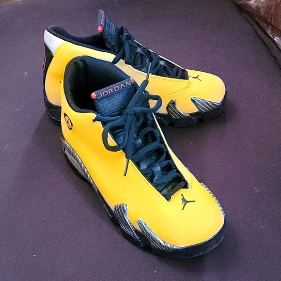 Air Jordan 14 Retro XIV Reverse Ferrari 2019 UNIVERSITY GOLD NEW DS sz 5y