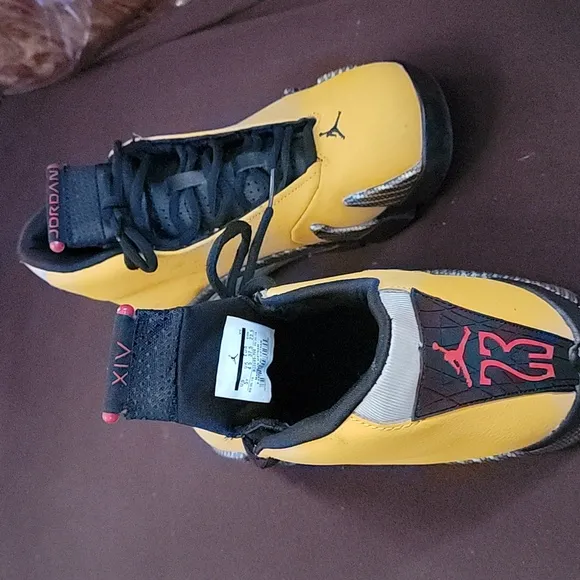 Air Jordan 14 Retro XIV Reverse Ferrari 2019 UNIVERSITY GOLD NEW DS sz 5y