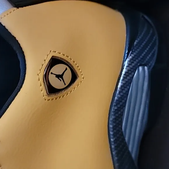 Air Jordan 14 Retro XIV Reverse Ferrari 2019 UNIVERSITY GOLD NEW DS sz 5y