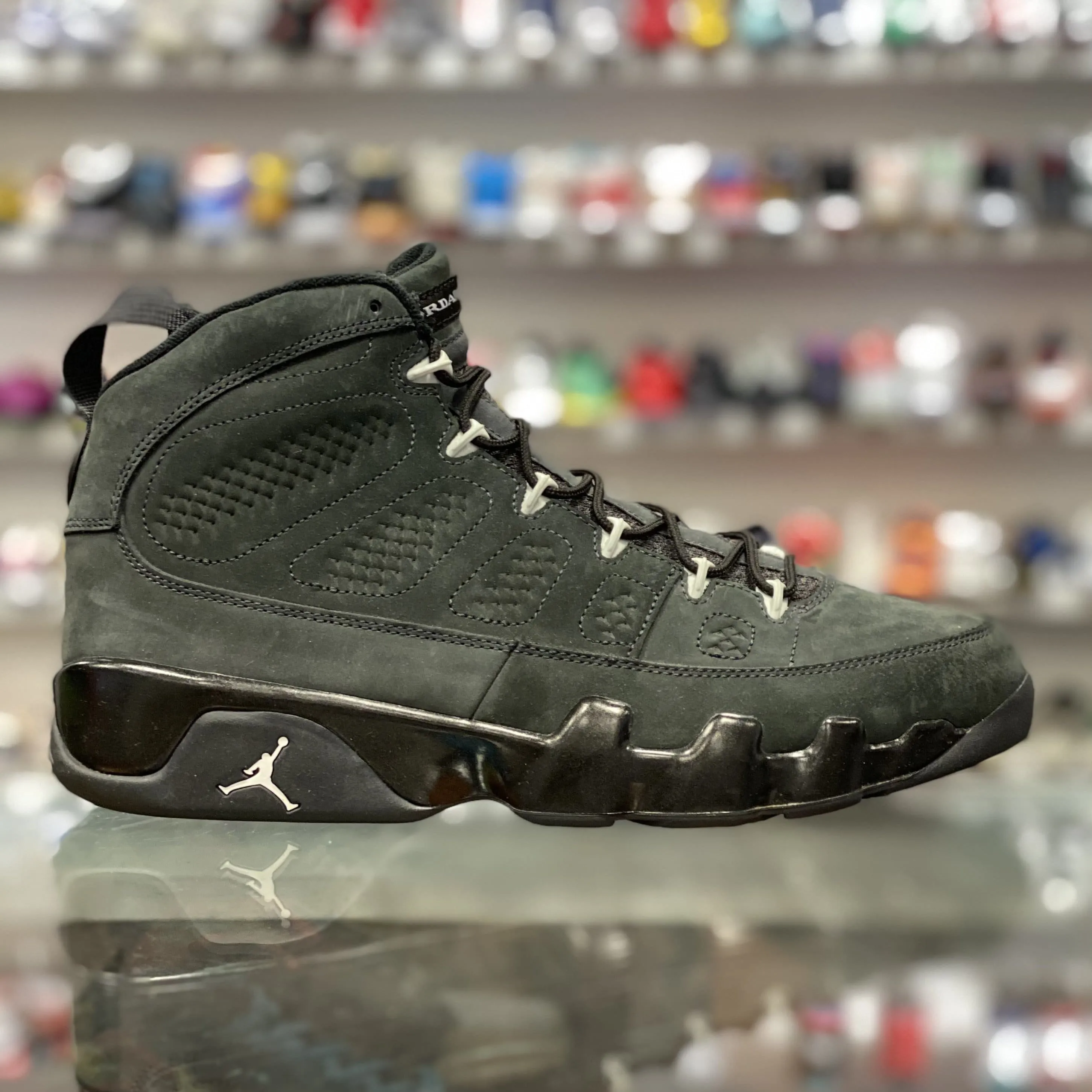 Air Jordan 9 Retro “Anthracite”