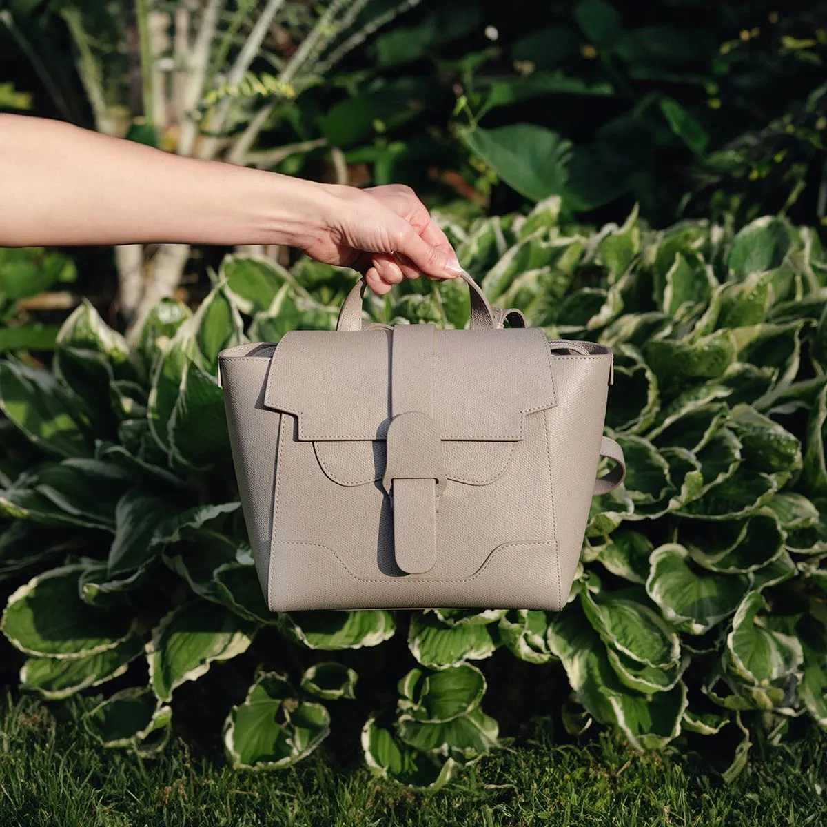 Almost Perfect | Mini Maestra Bag | Pebbled