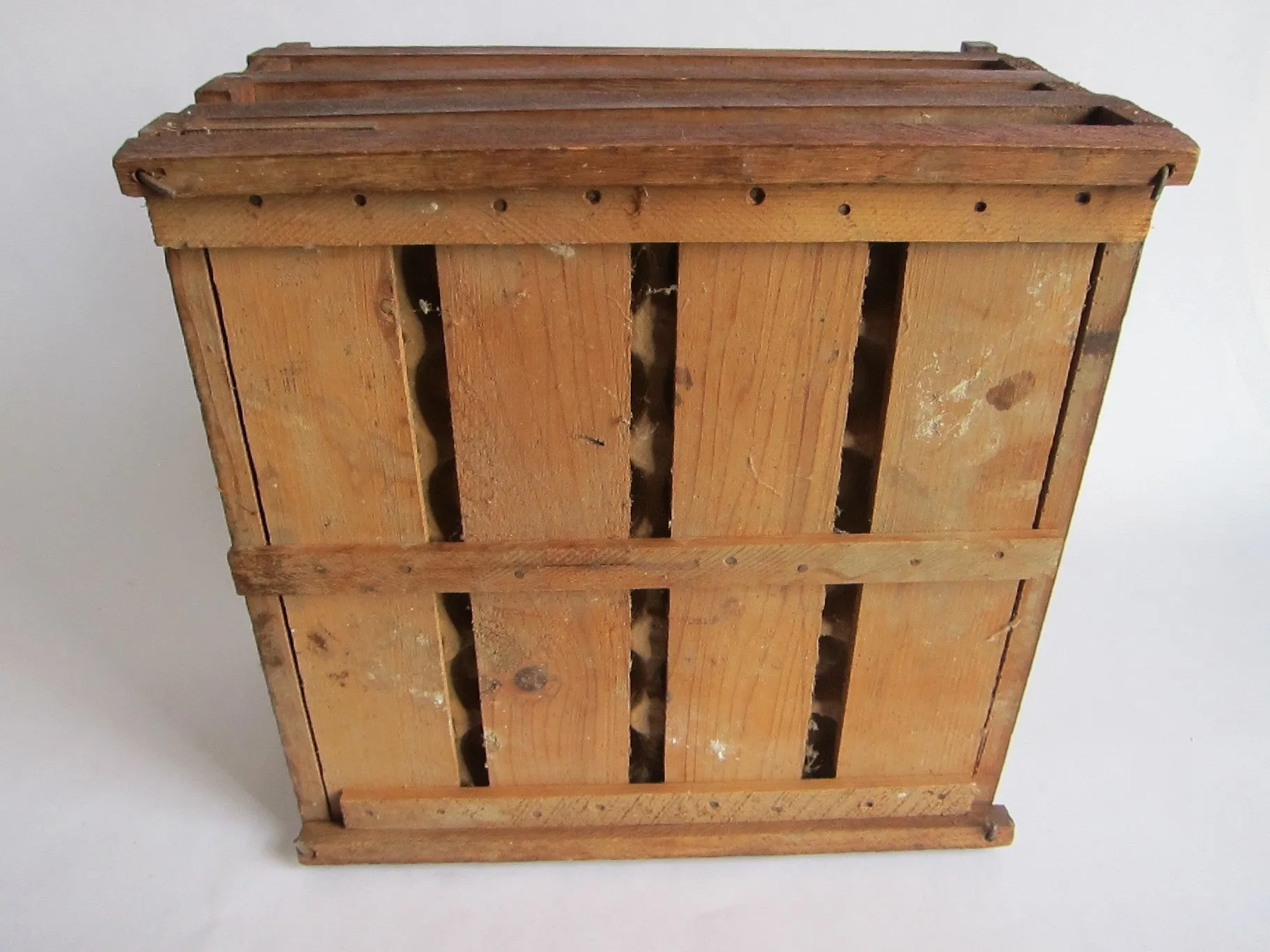 Antique Primitives Humpty Dumpty Wooden Egg Crate Carrier