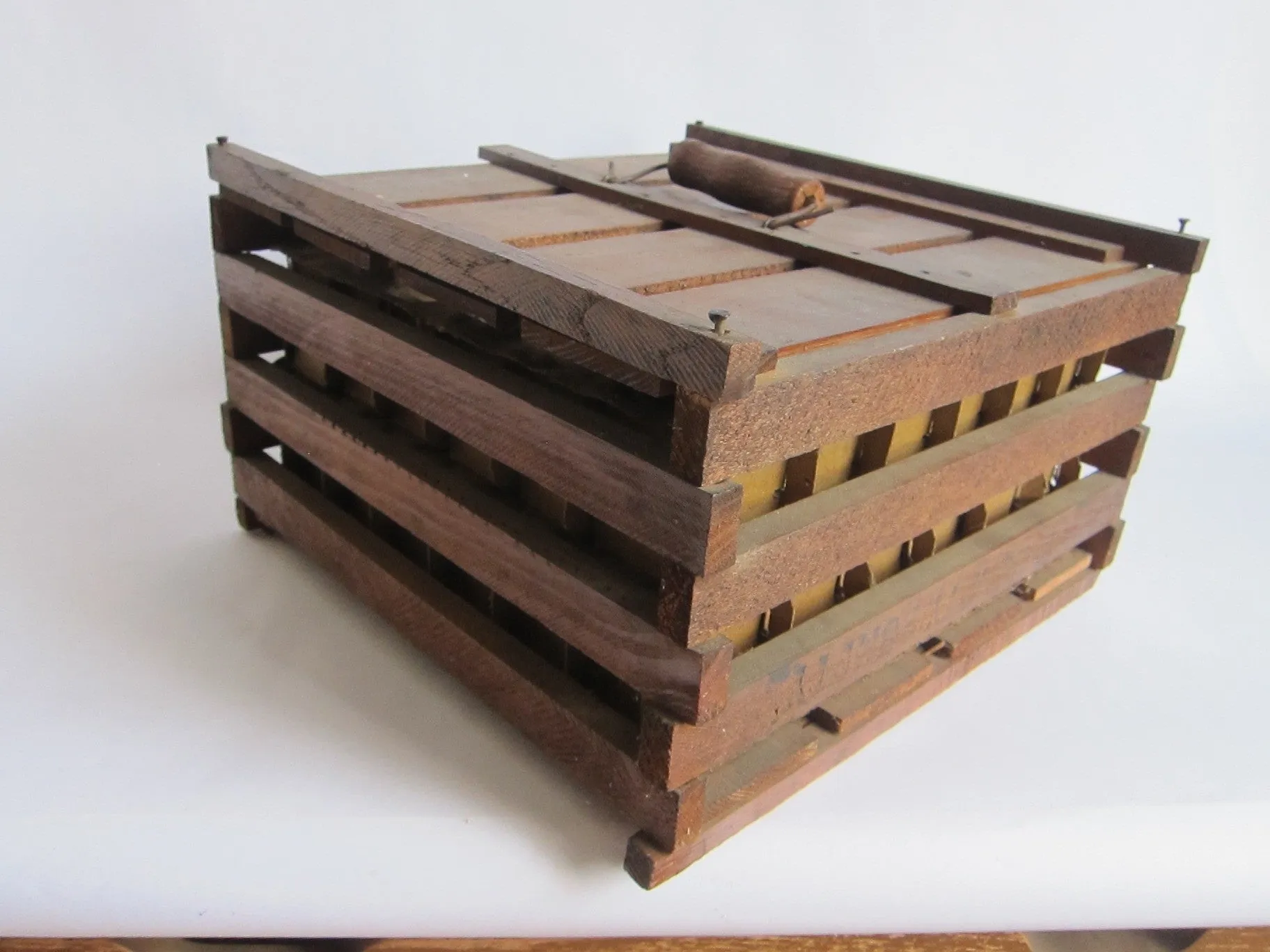 Antique Primitives Humpty Dumpty Wooden Egg Crate Carrier