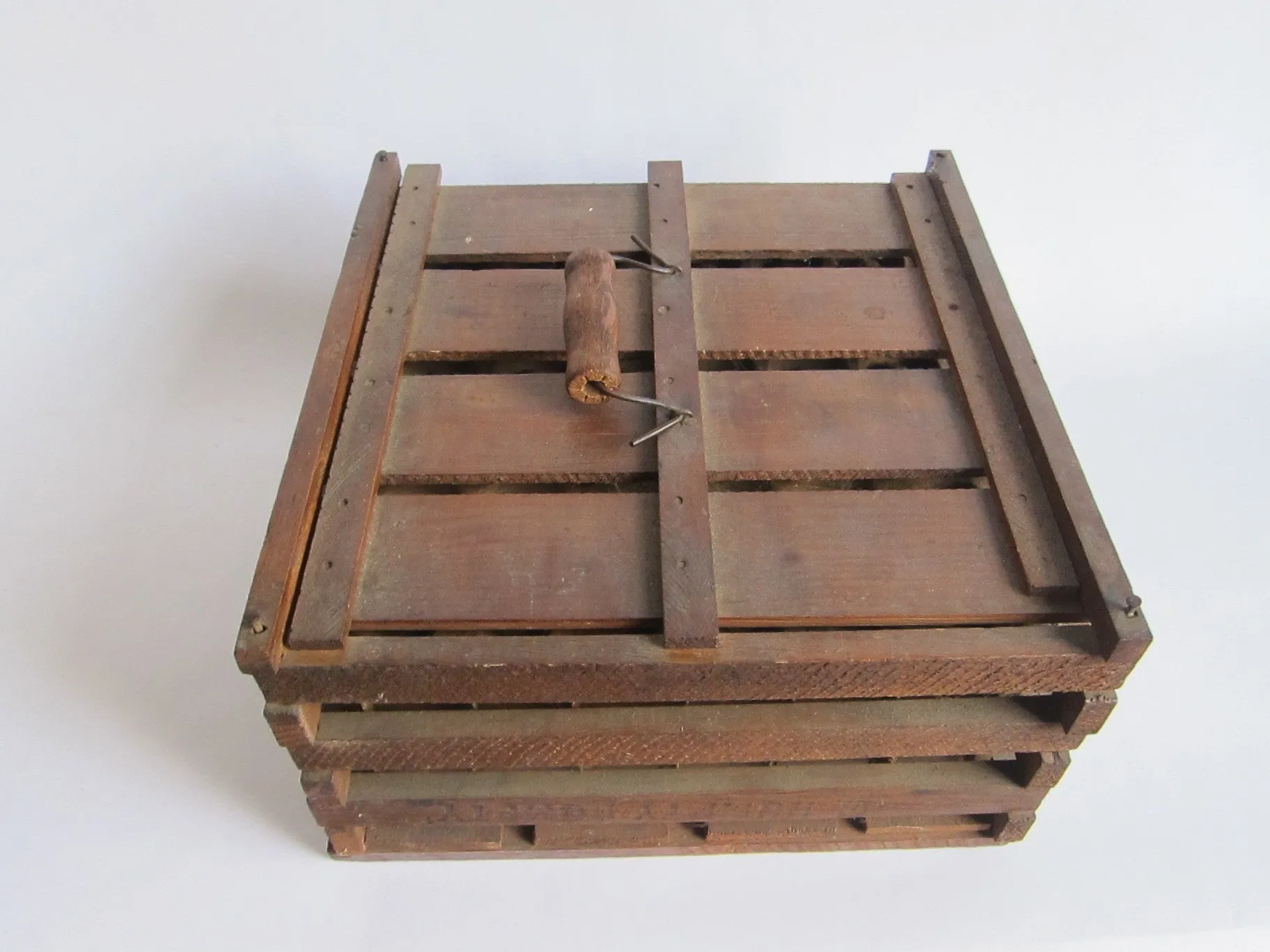 Antique Primitives Humpty Dumpty Wooden Egg Crate Carrier