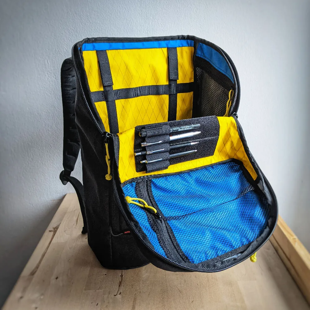 ASH - pens holder