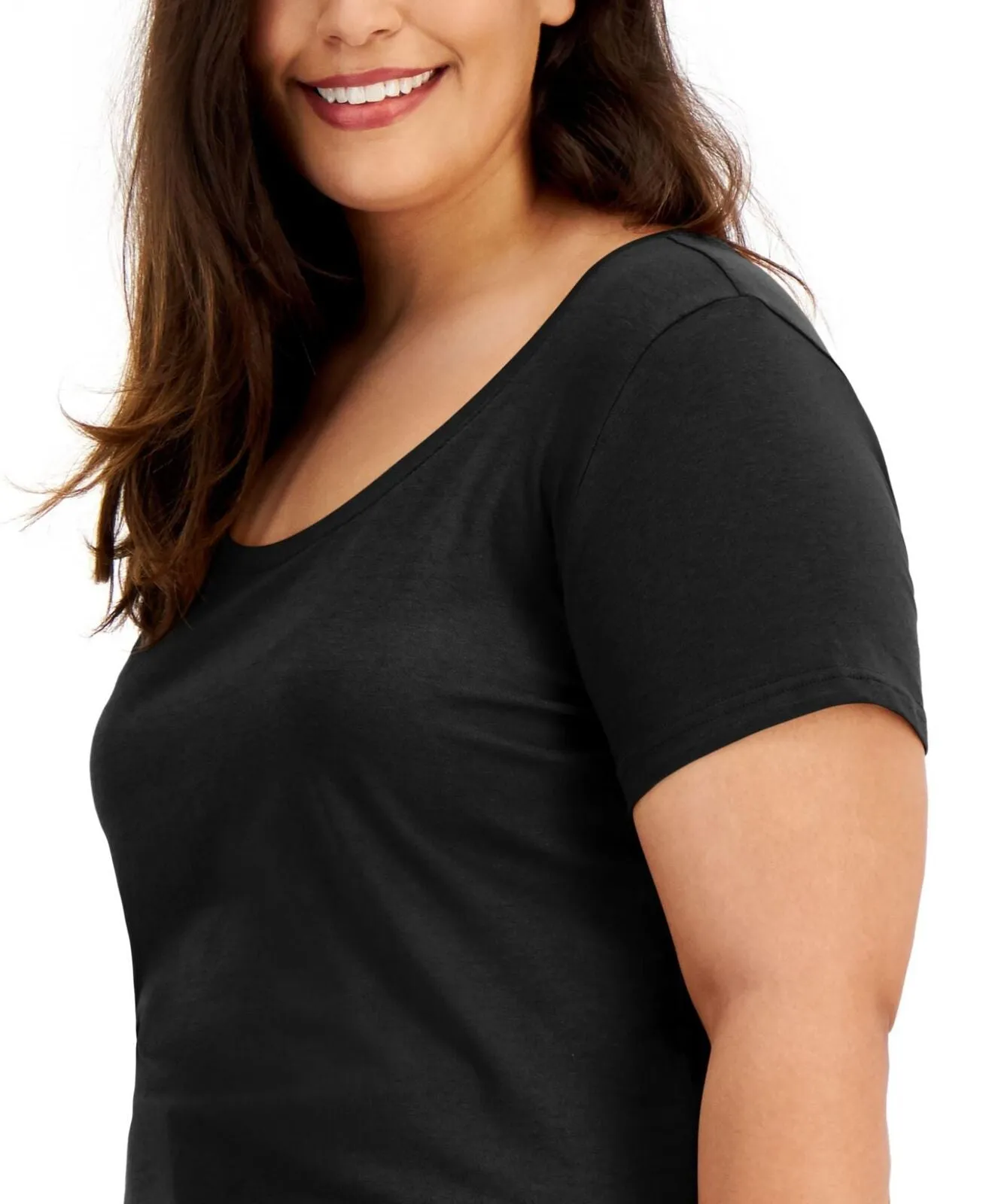 Aveto Womens Trendy Plus Size Scoop-Neck T-Shirt 1657e4b8da2401