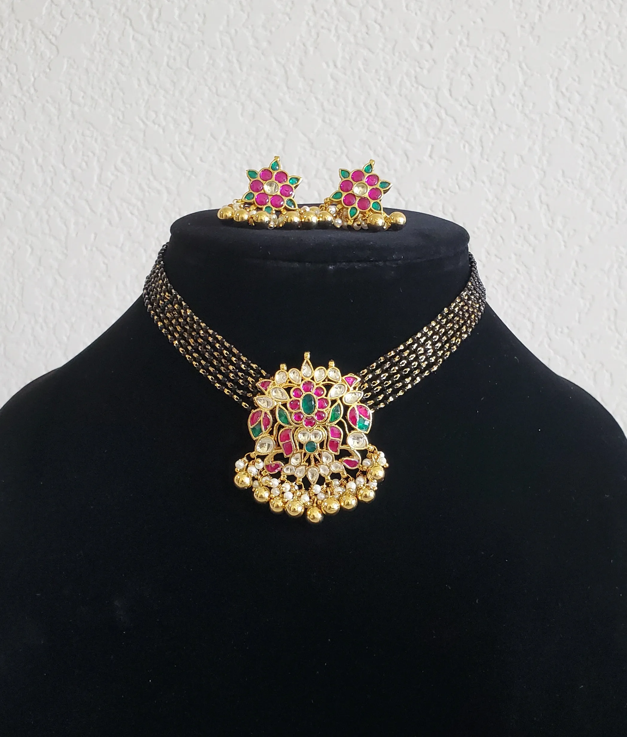 Black Beads Pachi Kundan Chain Set With Gold Plating B53