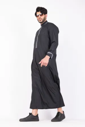 Black Retro Print Jubbah