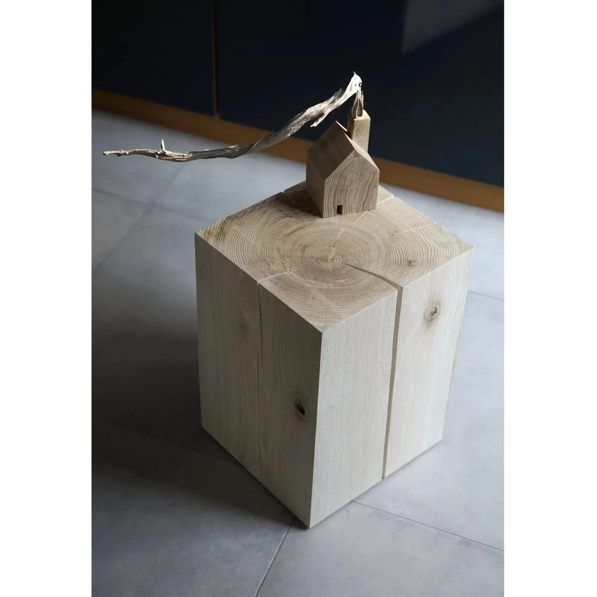 Bleached Solid Oak Stump on Rubber Feet