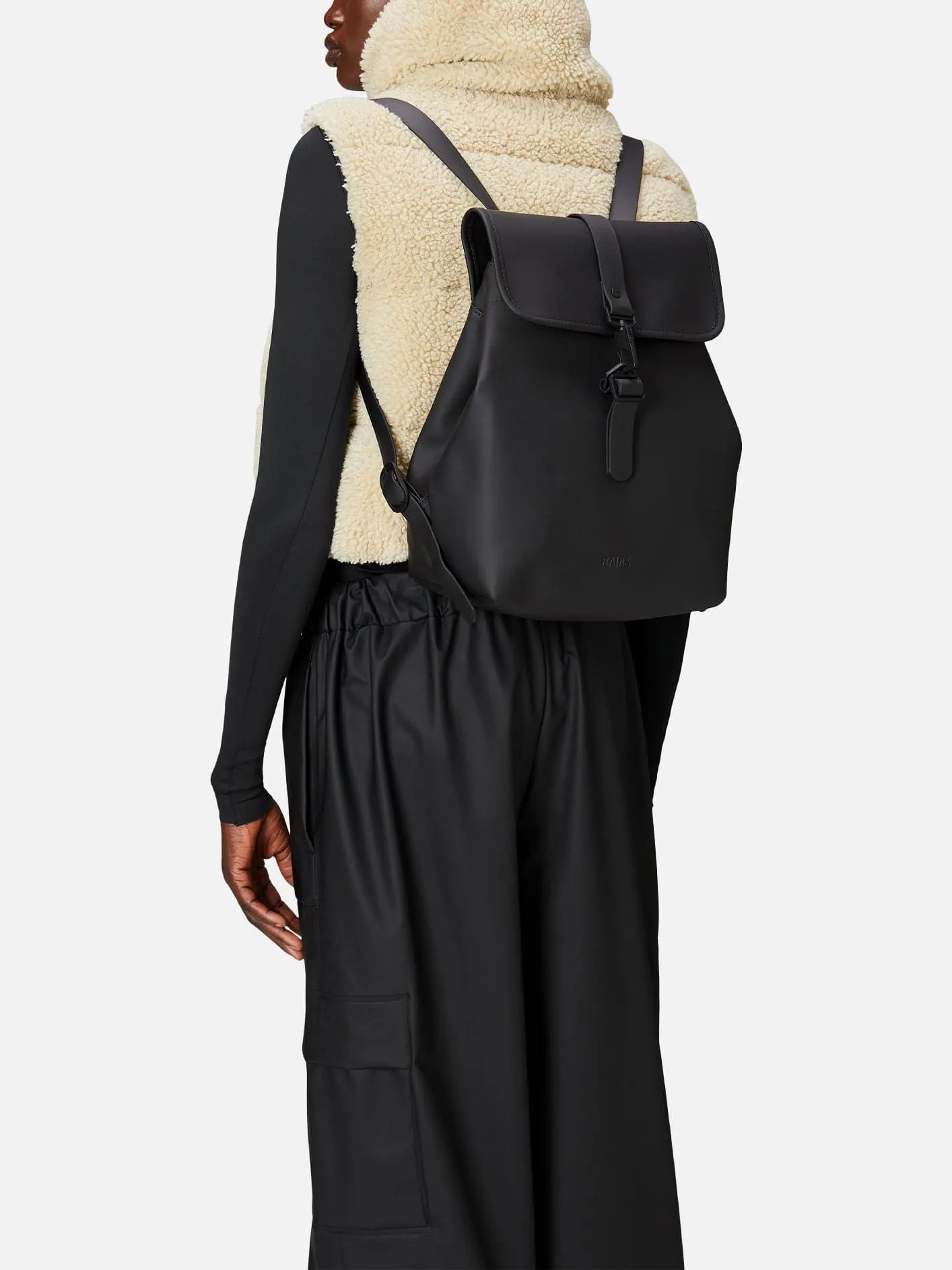 Bucket Backpack W3 - Black