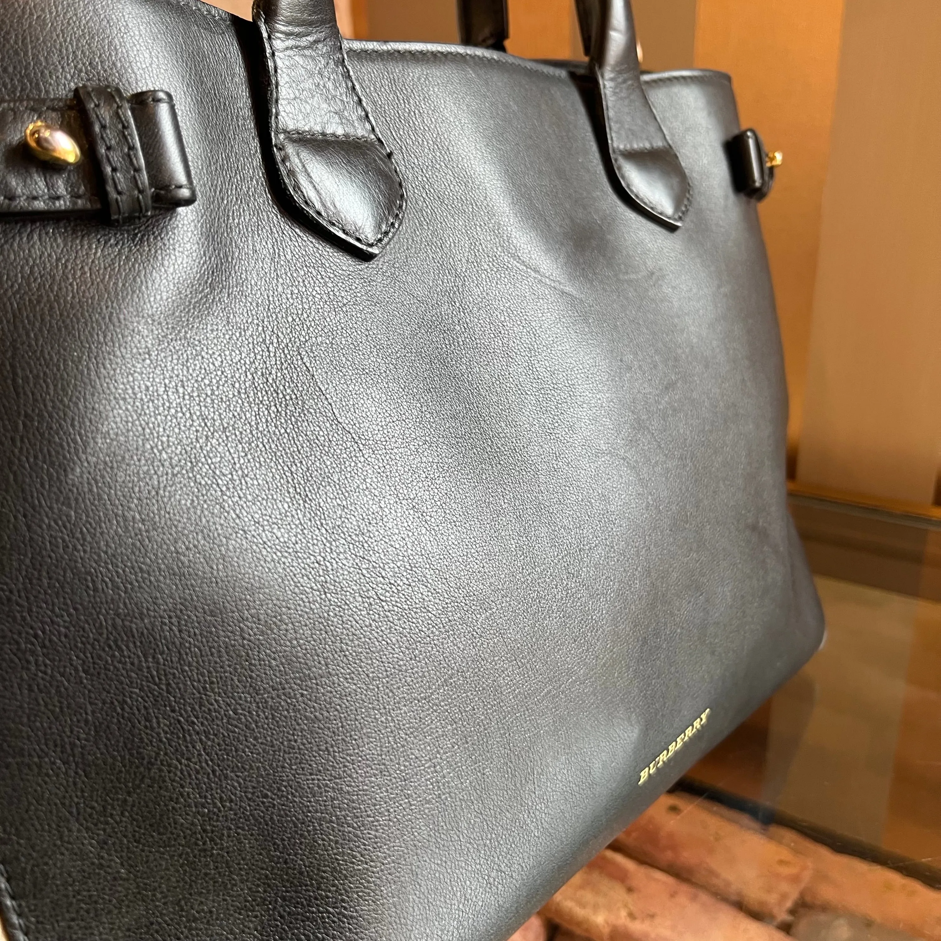BURBERRY Banner Medium Black Leather House Check Tote Bag TS3902