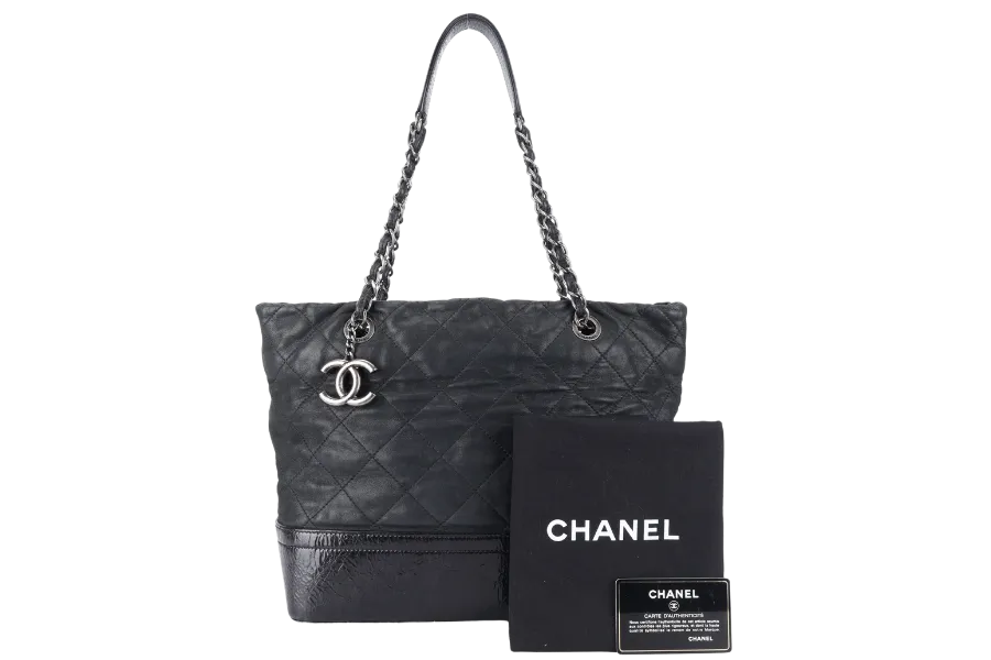 CHANEL VIP TOTE BLACK QUILTED IREDESCENT CALFSKIN LEATHER RUTHENIUM HARDWARE 1494xxxx SILVER HARDWARE WITH CARD AND DUST COVER