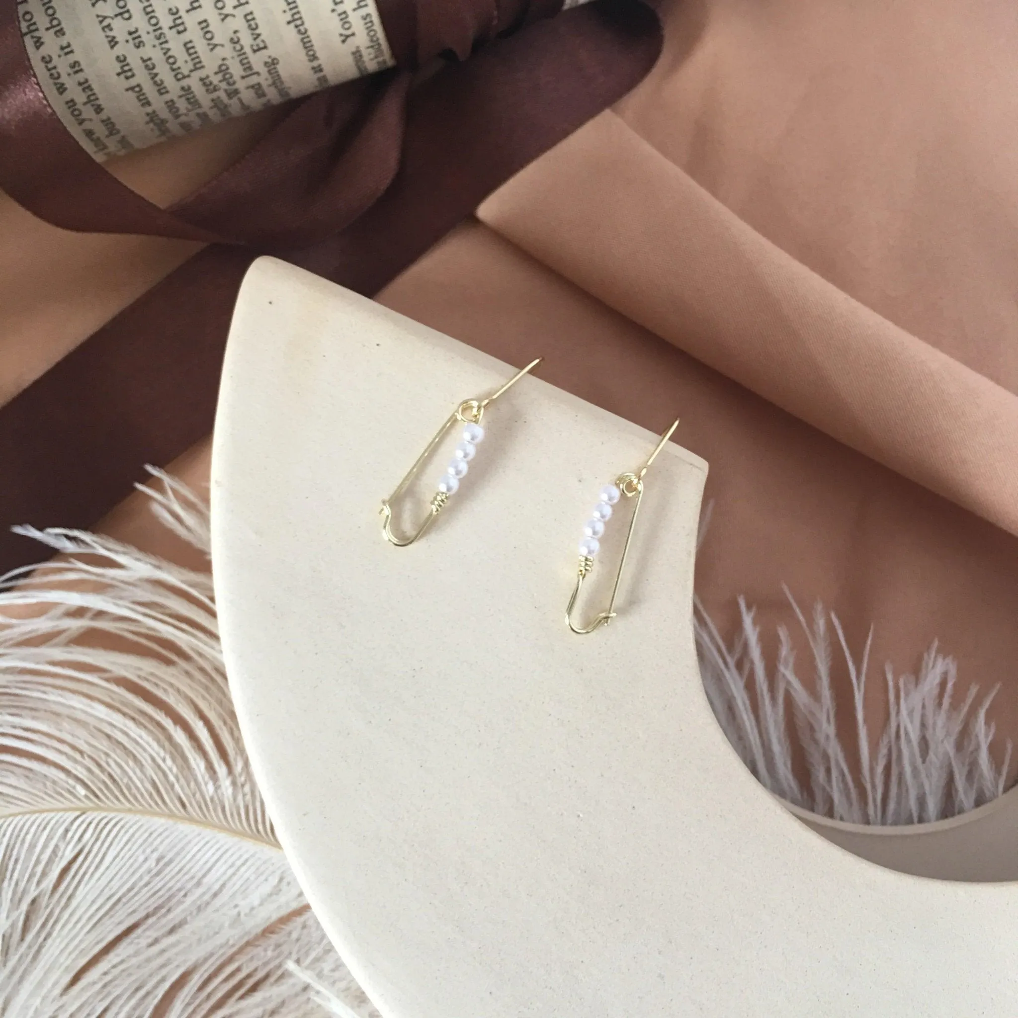 [Clearance] Safety Pin Earrings
