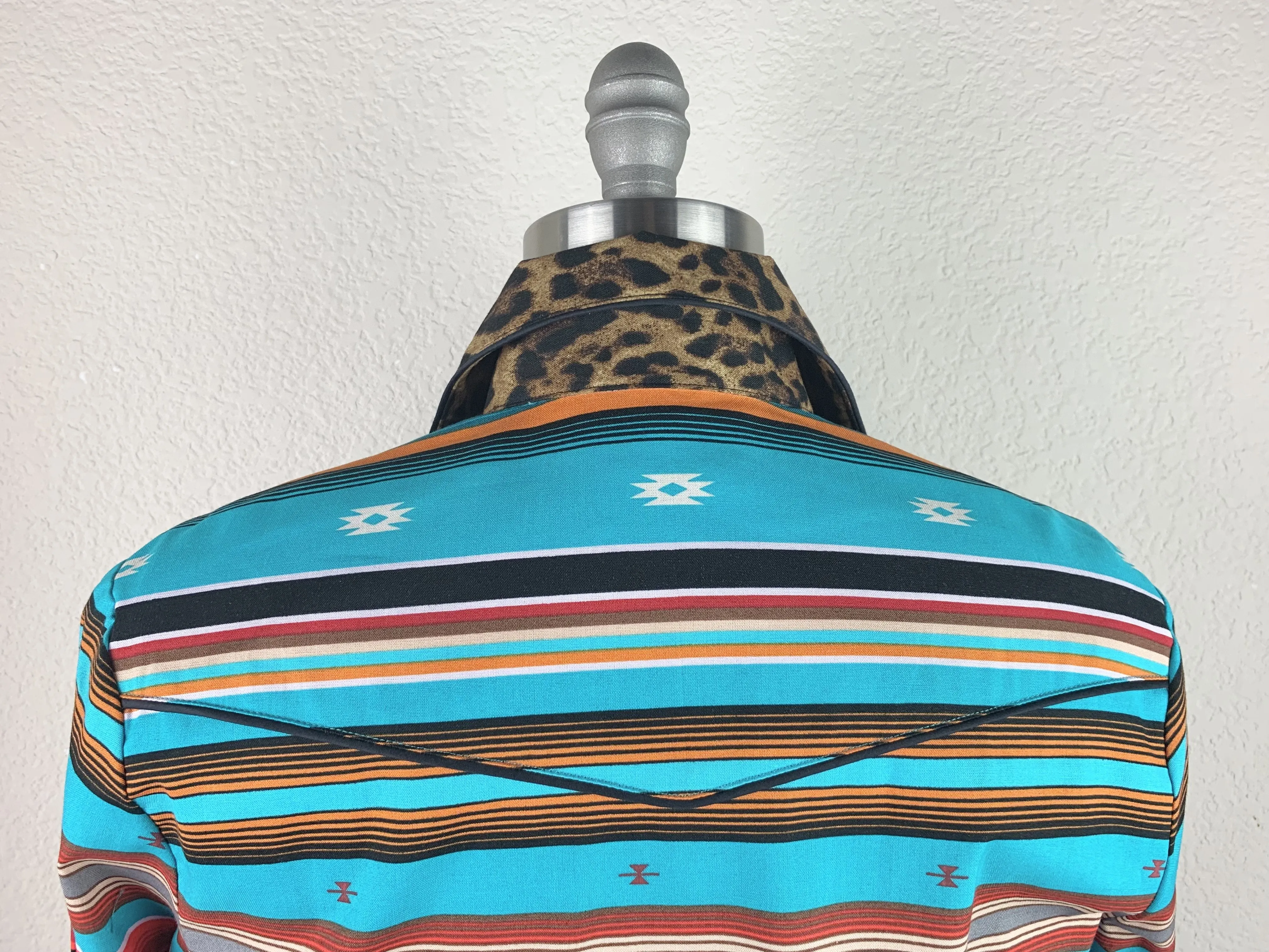 CR Western Pro Wild About Leopard Serape
