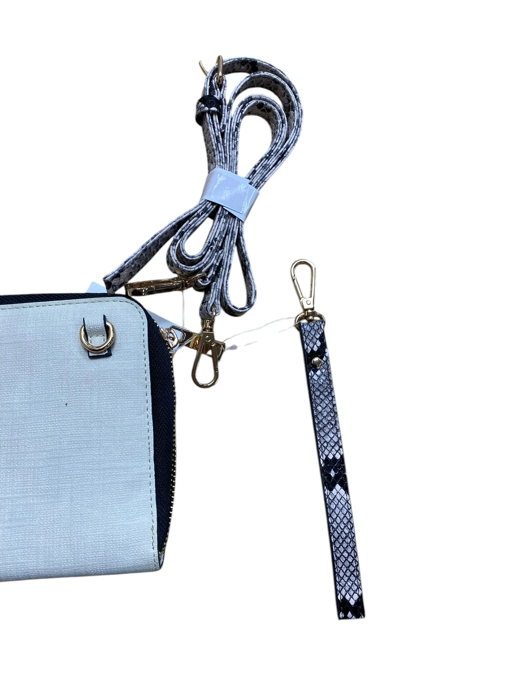 Crossbody By Cato, Size: Medium