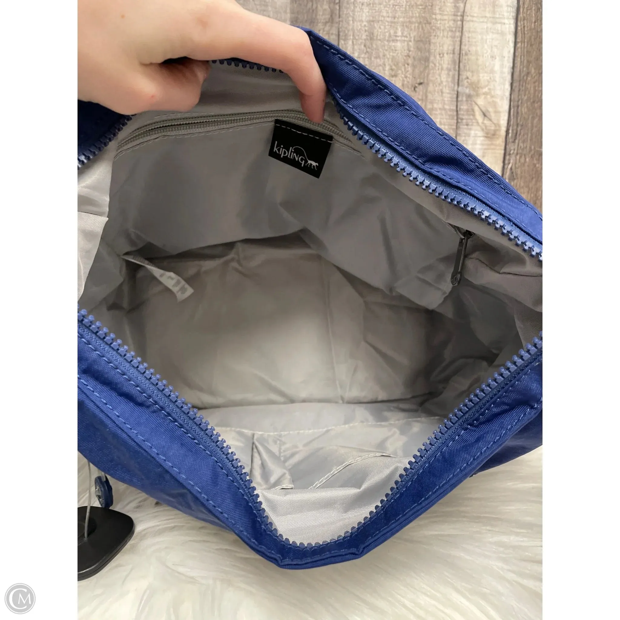 Crossbody By Kipling, Size: Medium