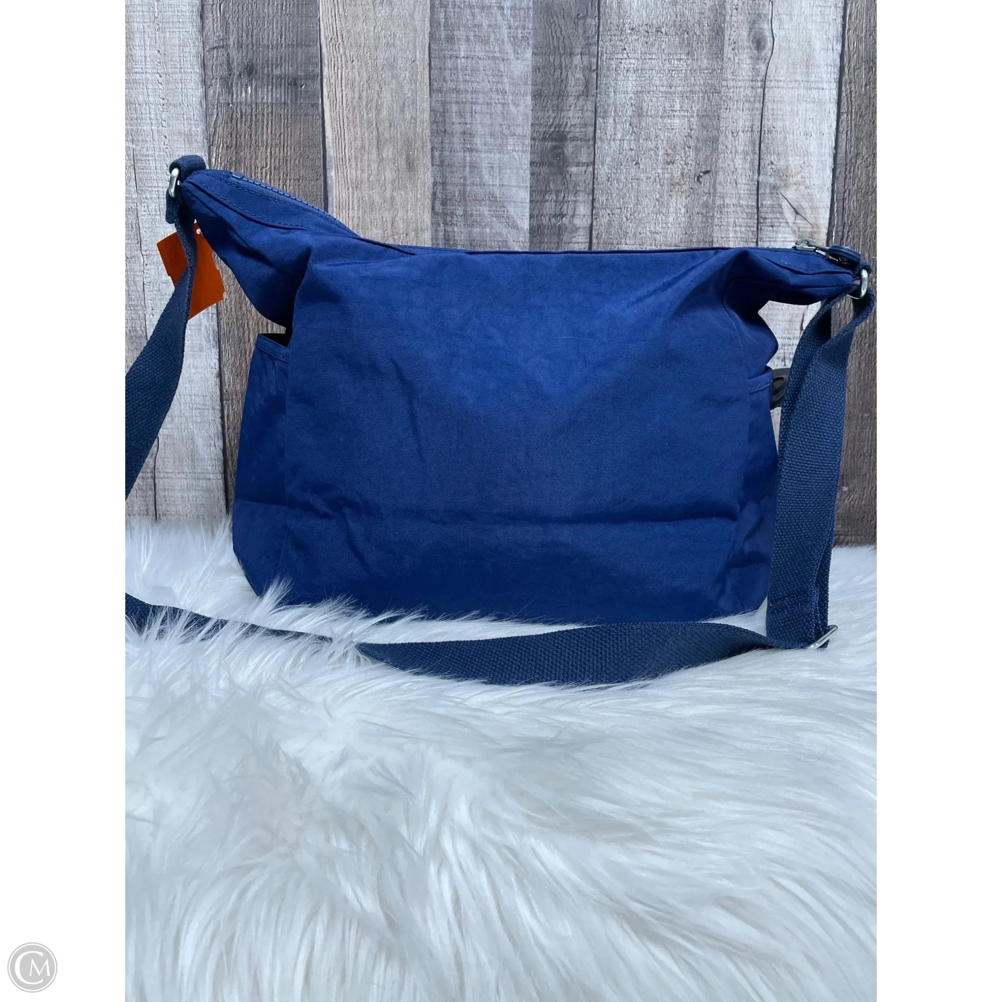 Crossbody By Kipling, Size: Medium