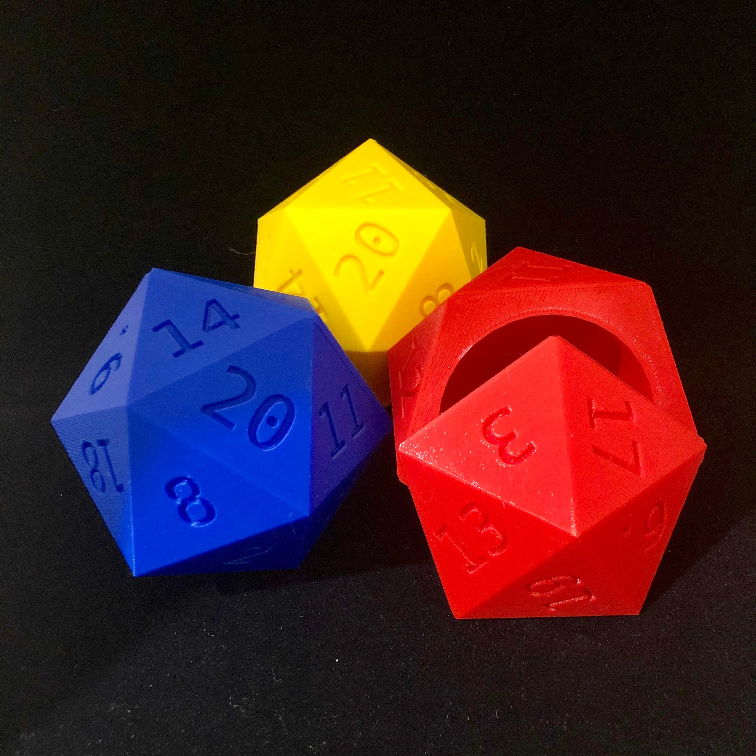 D20 Dice Case Storage Container w Magnetized Lid - Large Fits 13 D6