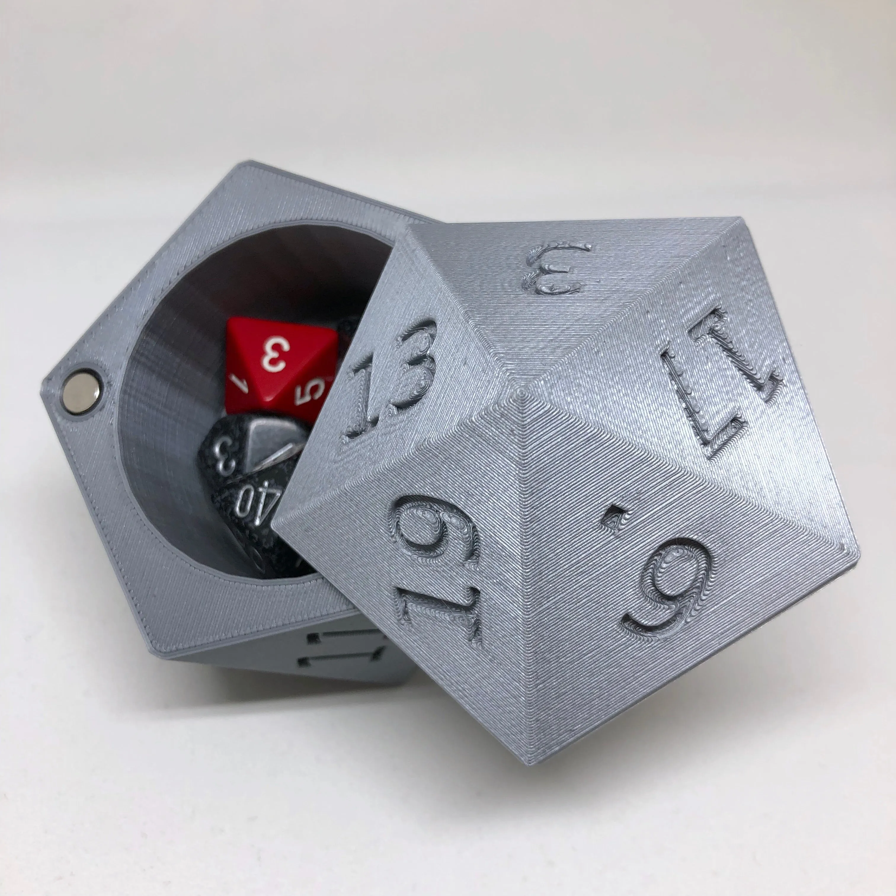 D20 Dice Case Storage Container w Magnetized Lid - Large Fits 13 D6