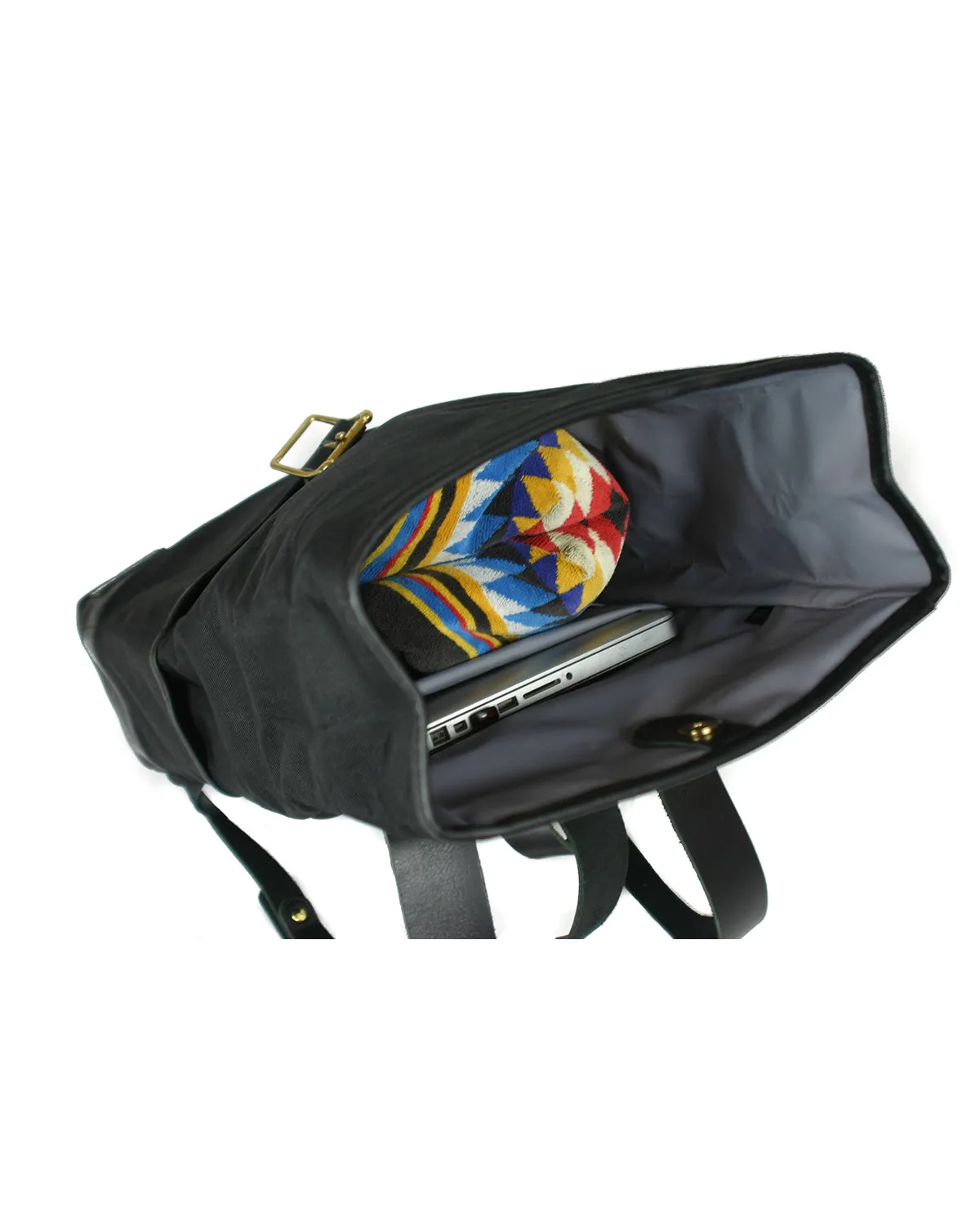 Daypack in All Black