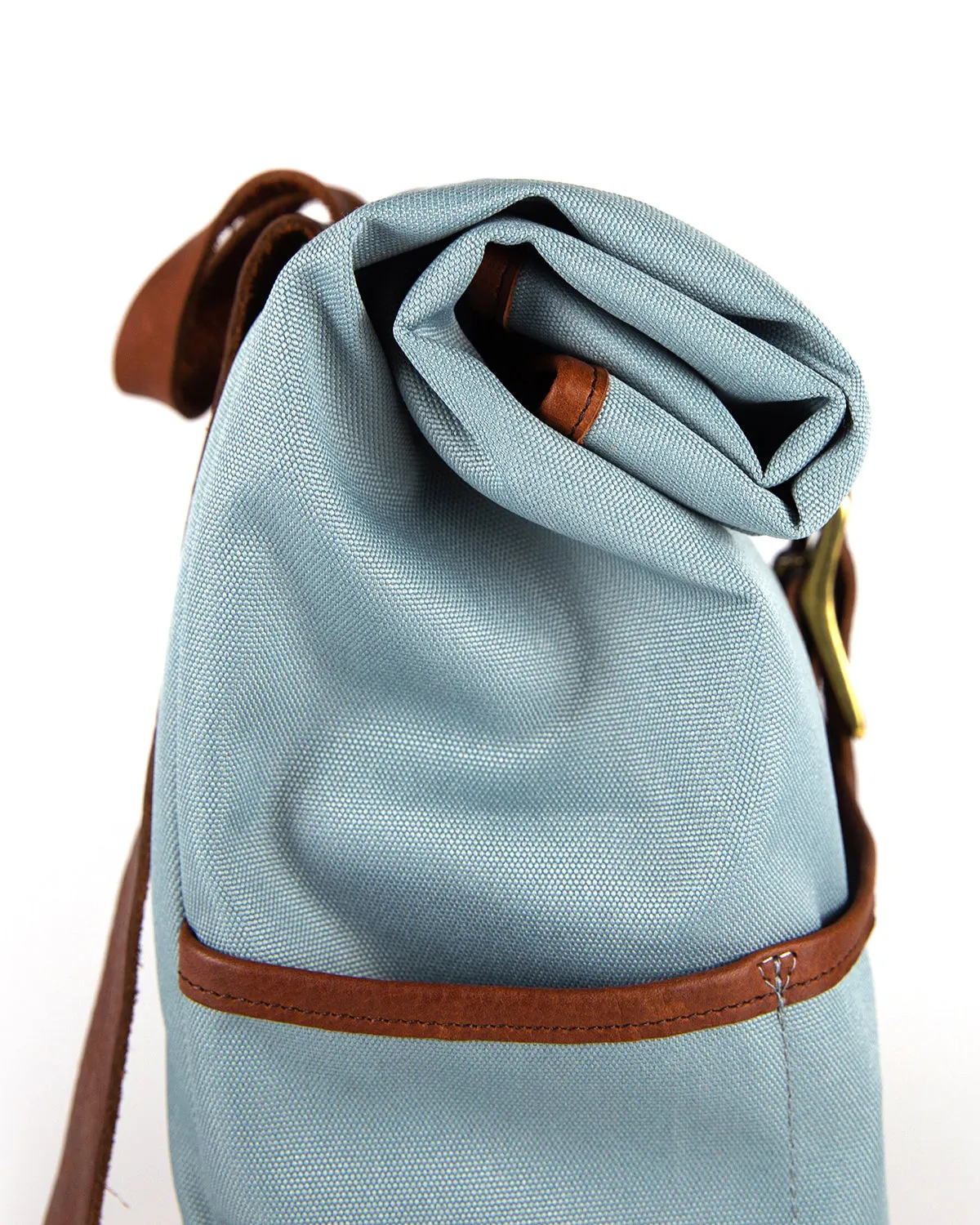 Daypack in Light Blue with Brown Leather "Fog Edition"