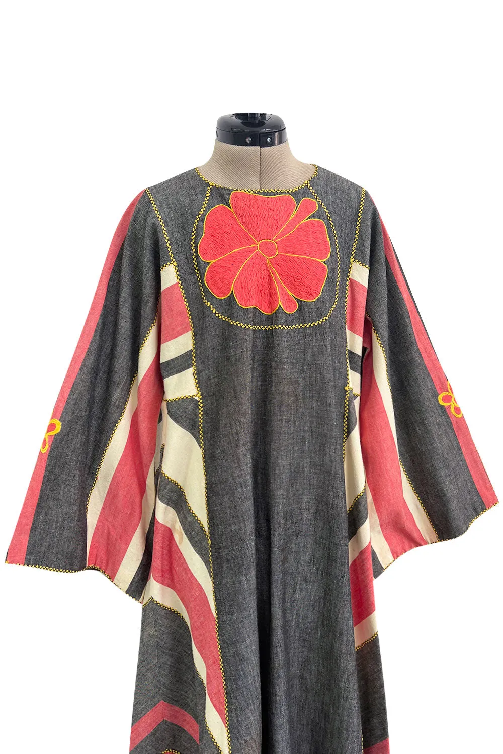 Fabulous 1960s Josefa Hand Muted Charcoal & Coral Cotton Caftan w Hand Embroidered Details