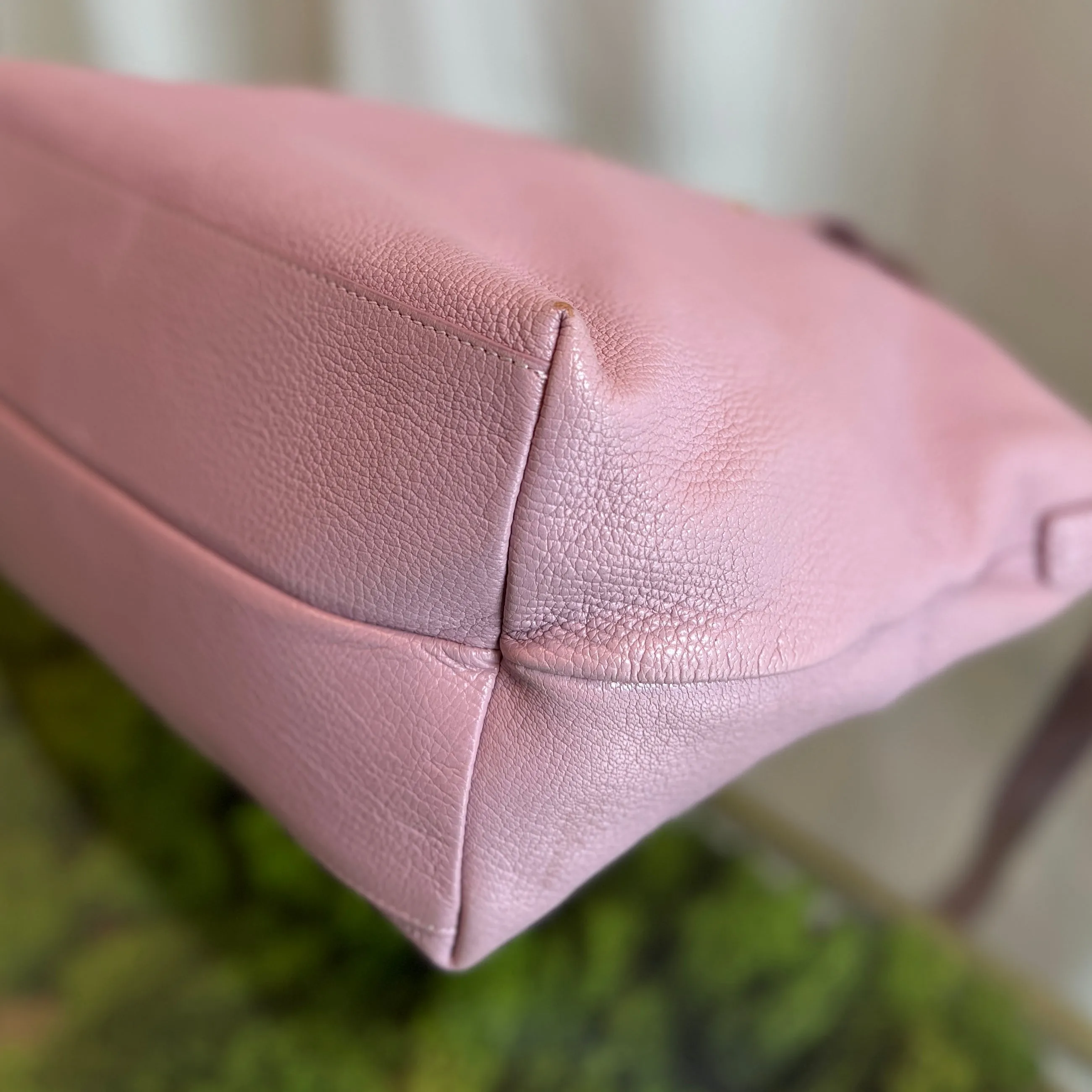 FERRAGAMO Pink Gancini Leather Shoulder Bag