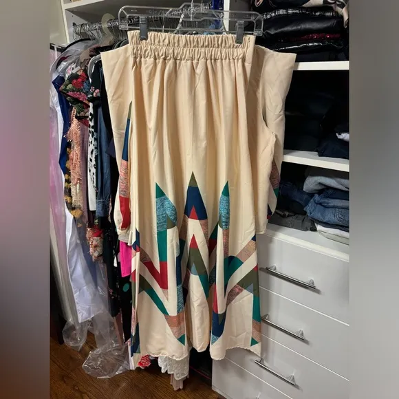 Geo Skirt Set- Size Large