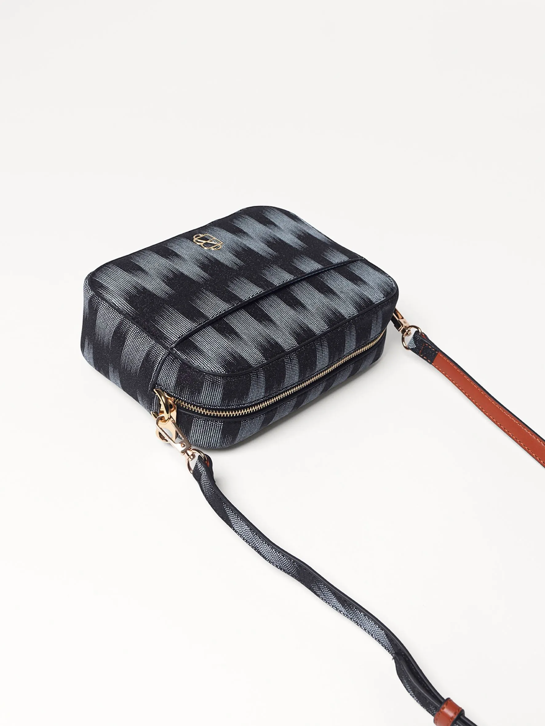 Gleam Pillo Bag