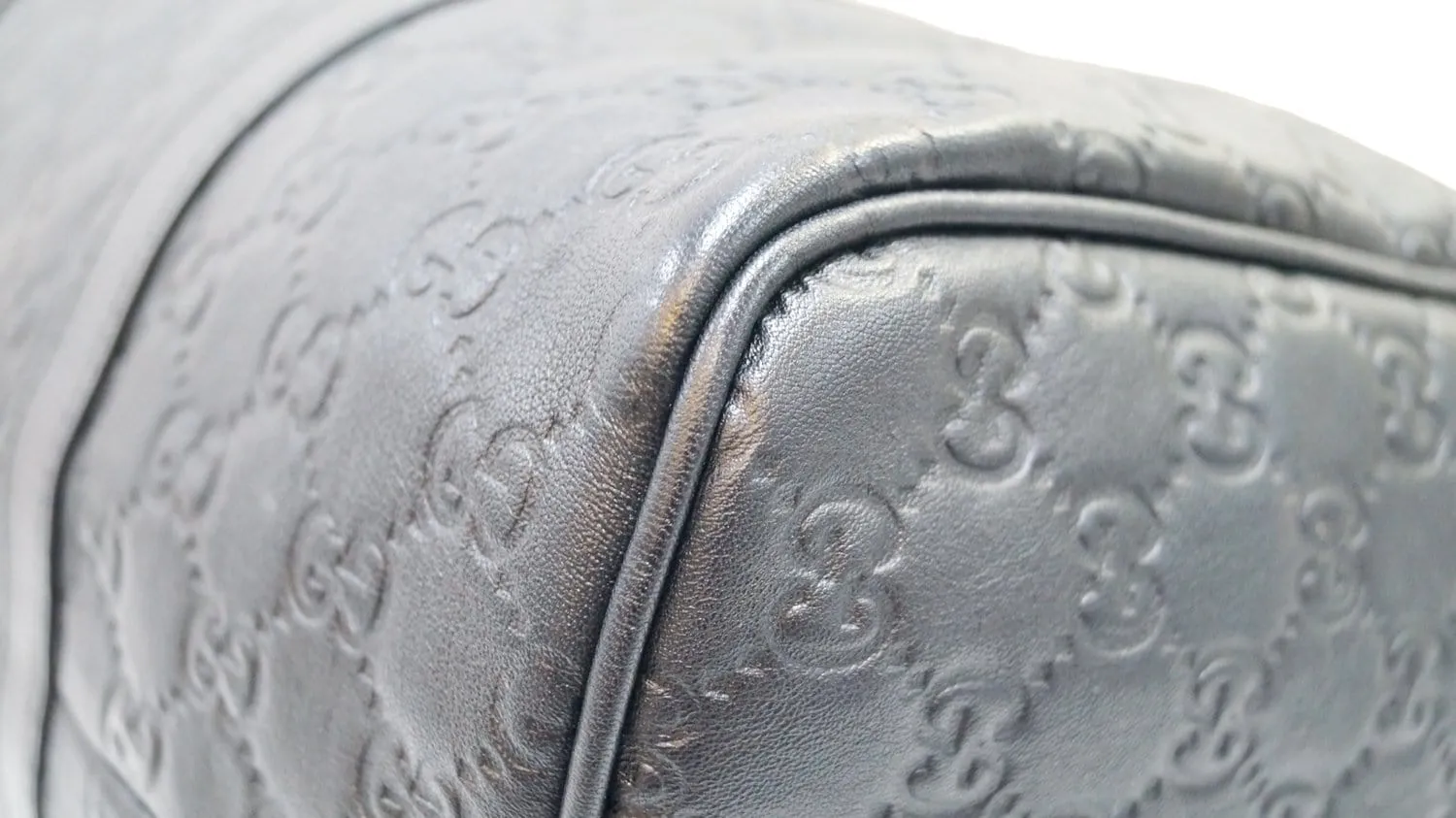 GUCCI 265697 GG Guccissima Leather Black Boston Bag
