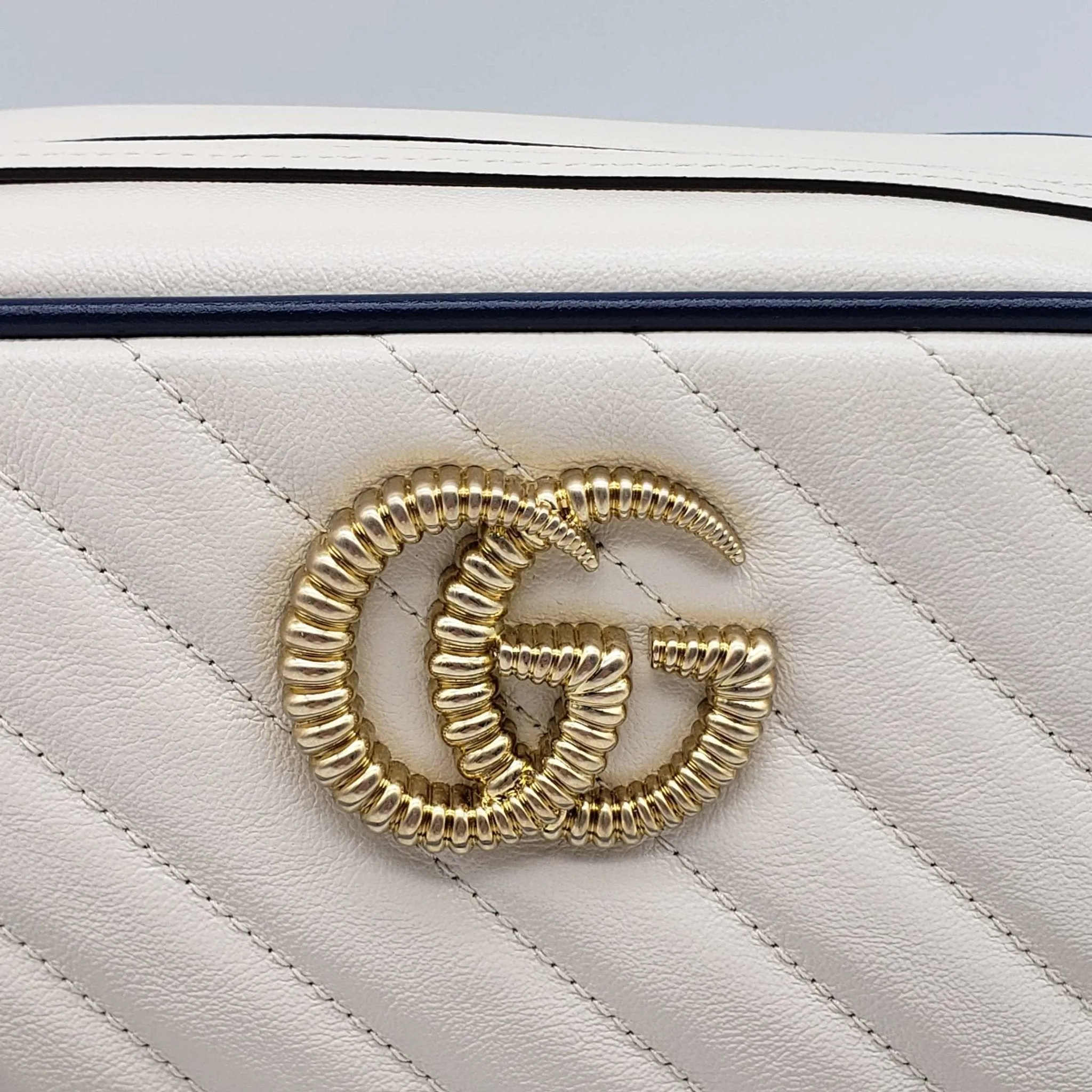 Gucci GG Marmont Shoulder Bag