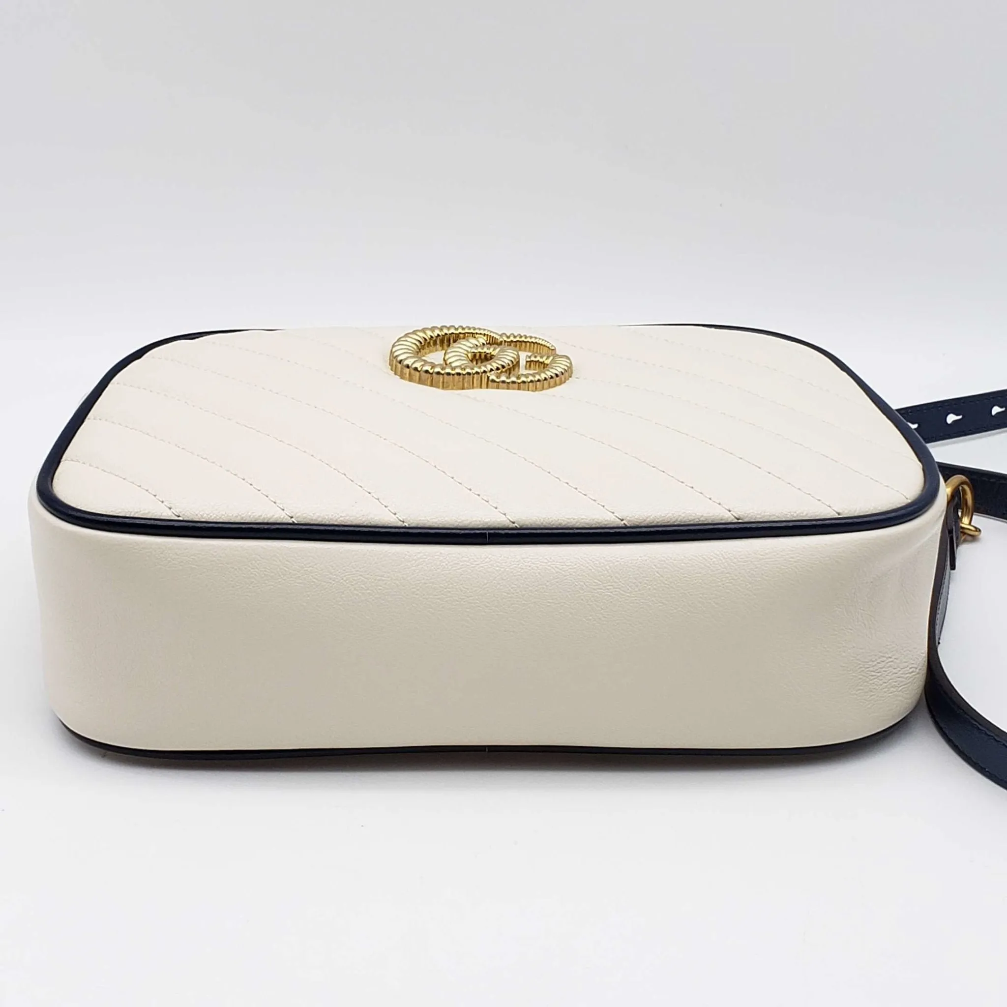 Gucci GG Marmont Shoulder Bag