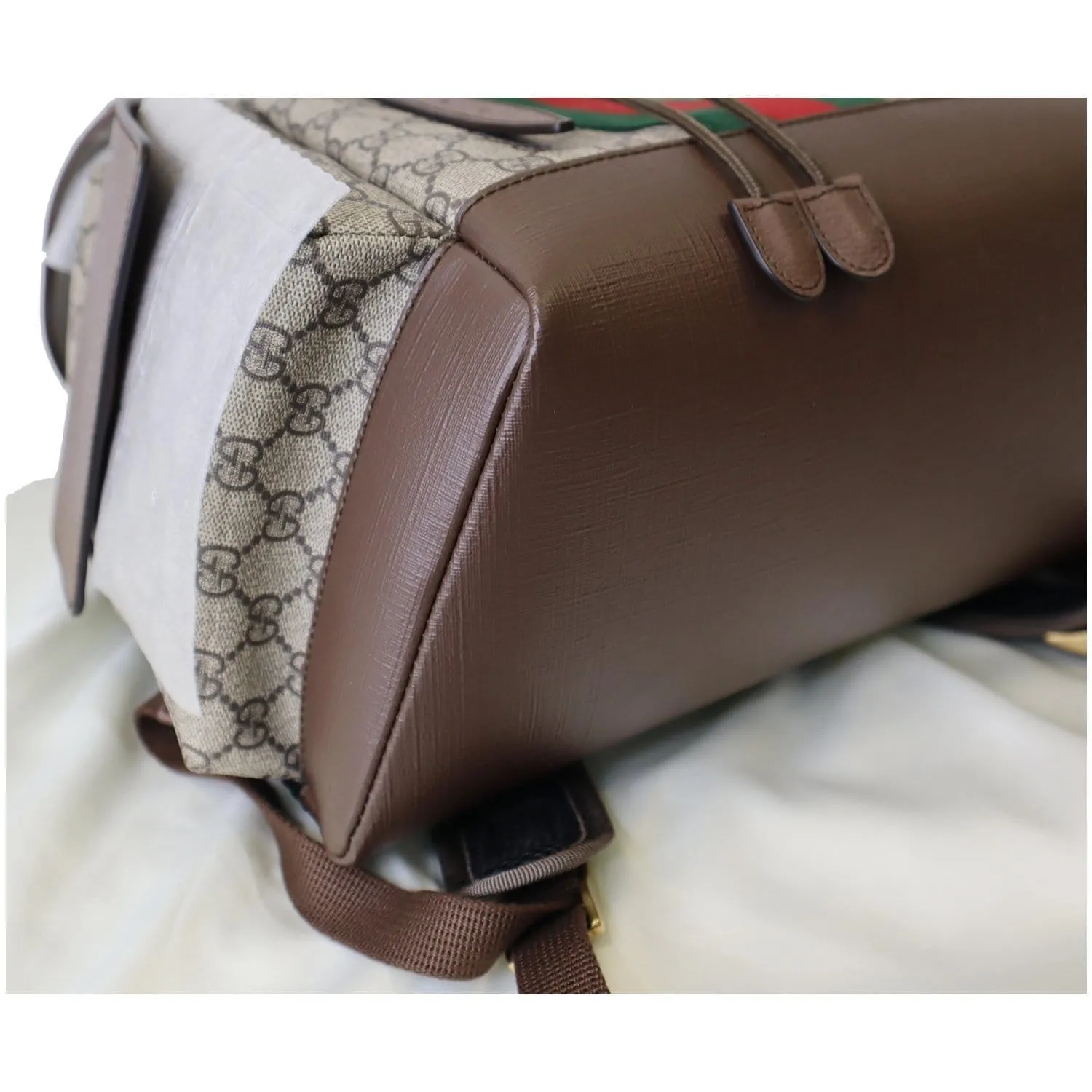 GUCCI Ophidia GG Medium Supreme Canvas Backpack Beige/Ebony 598140