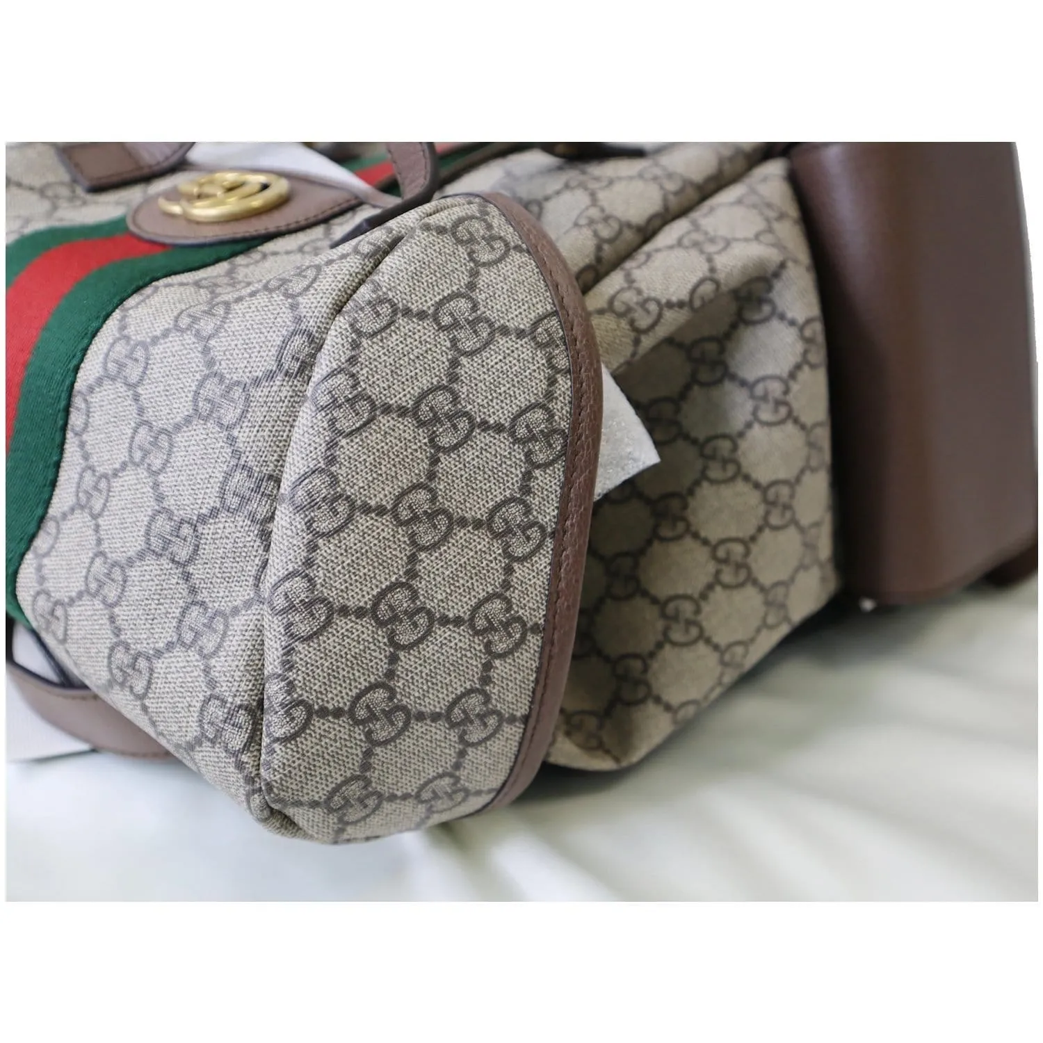 GUCCI Ophidia GG Medium Supreme Canvas Backpack Beige/Ebony 598140