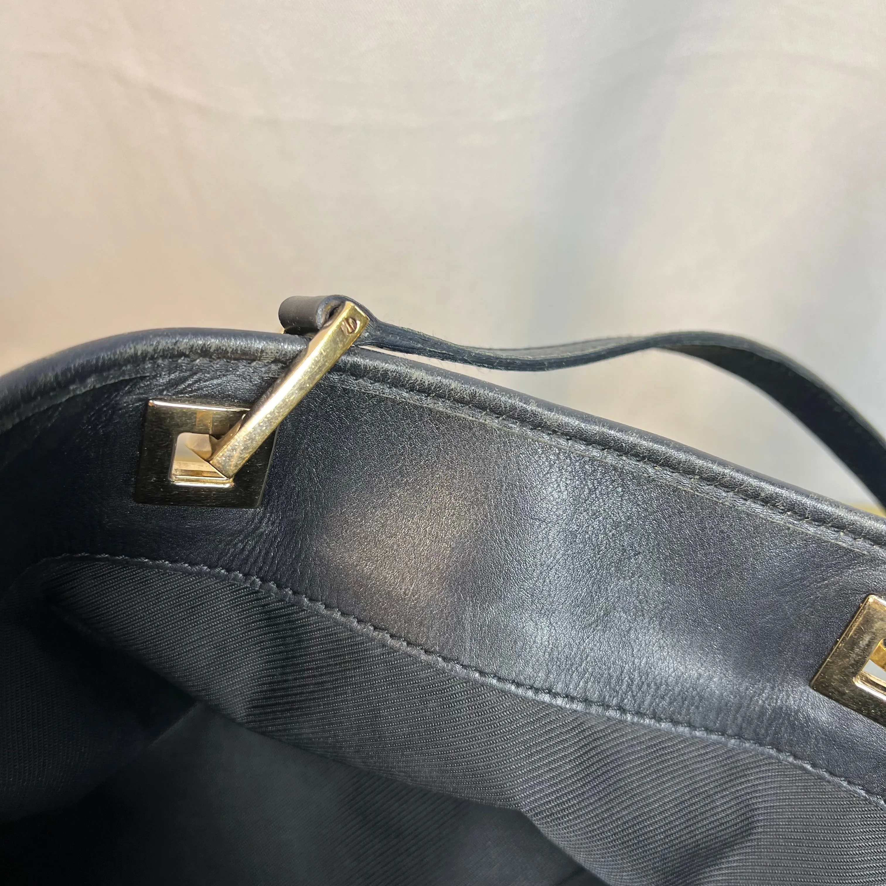 GUCCI Vintage GG Supreme Web Canvas Black Tote