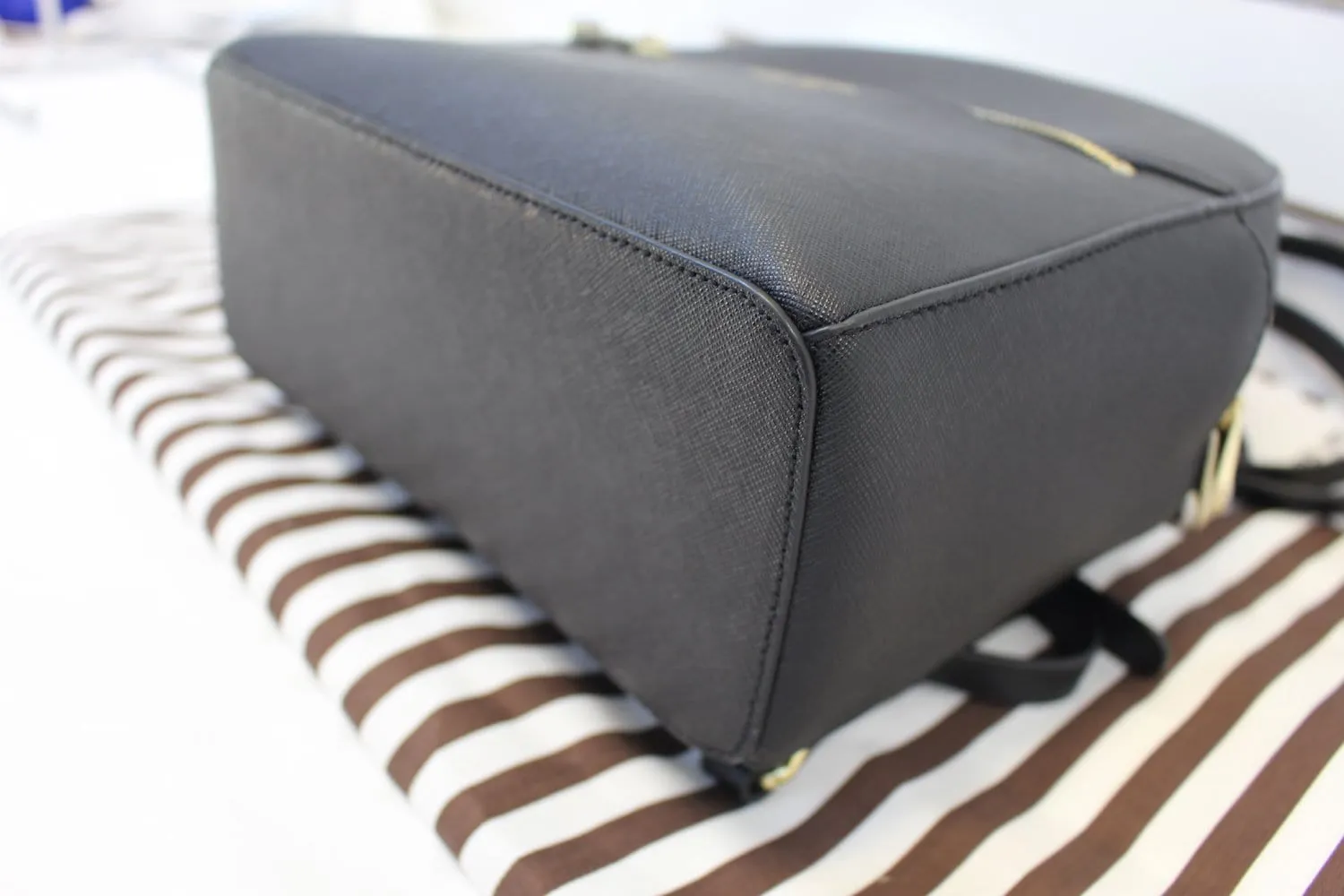 HENRI BENDEL WEST 57TH Saffiano Black leather Backpack