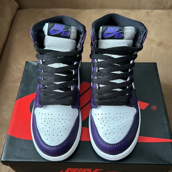 Jordan 1 Retro High OG GS “Court Purple” size 3.5Y