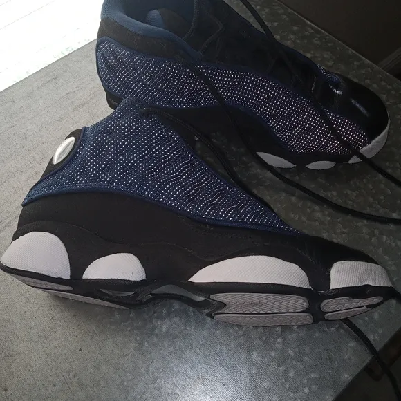 Jordan 13 Retro &quot;Navy&quot; size 5.5 with box 🗃