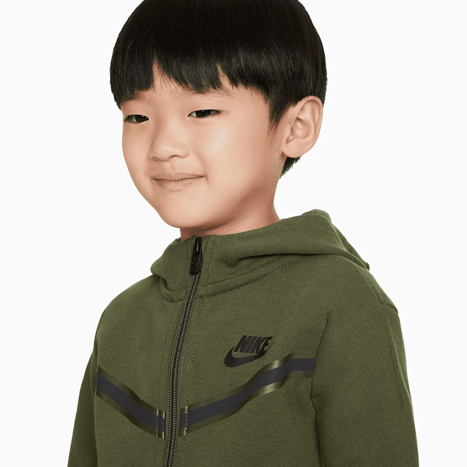 Kid's Sportswear Tech Fleece Outfit