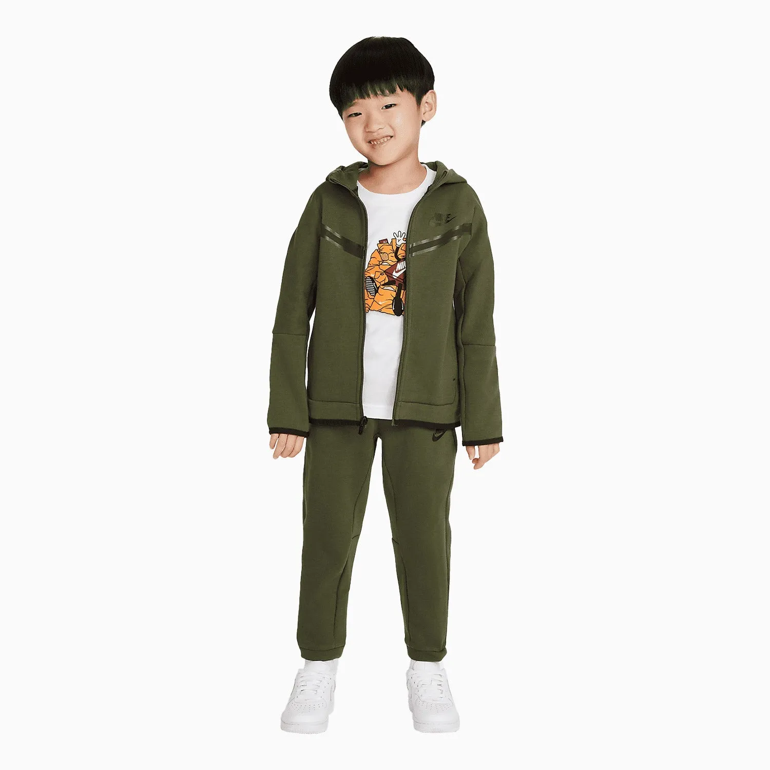 Kid's Sportswear Tech Fleece Outfit