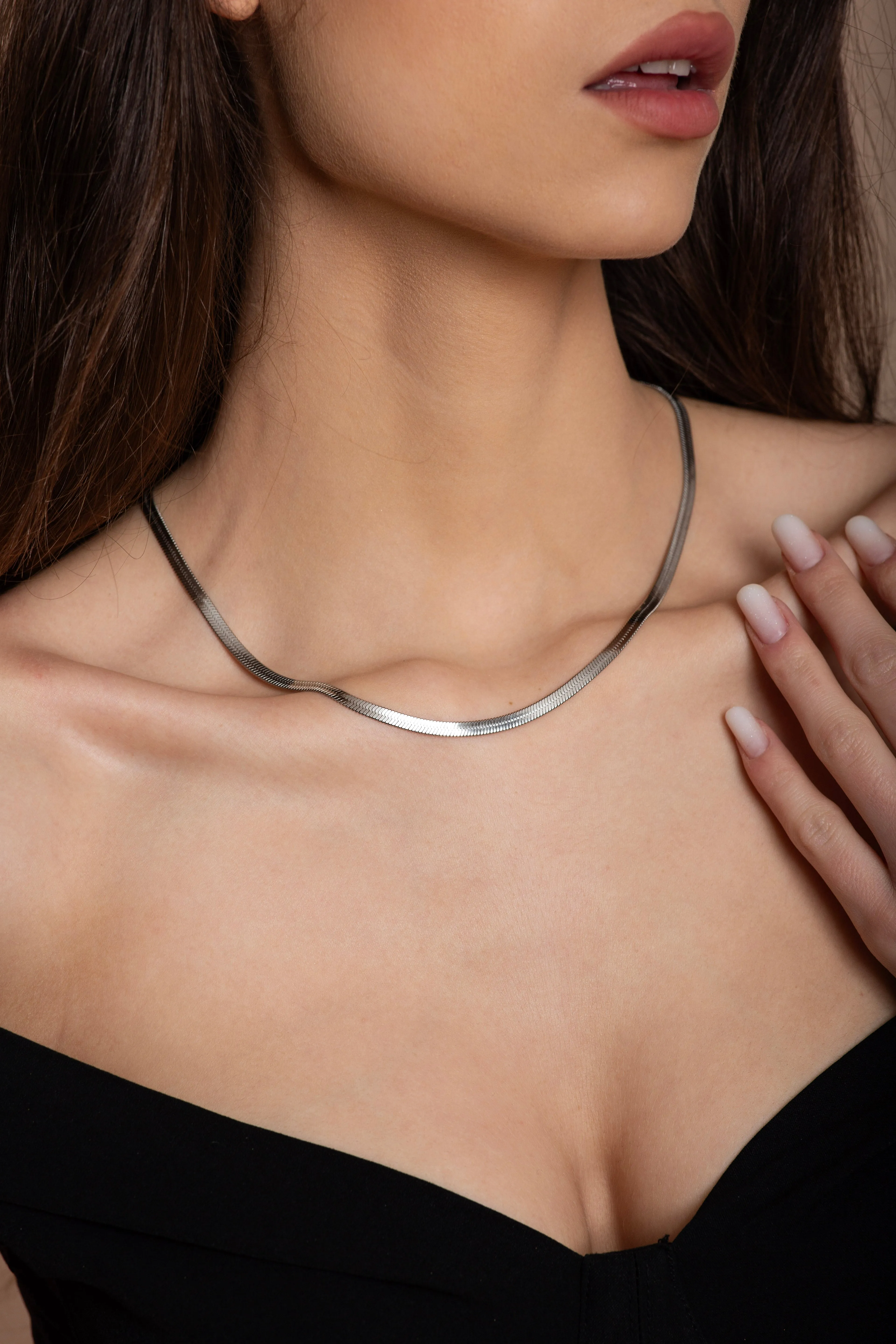 Layla Silver Herringbone Necklace