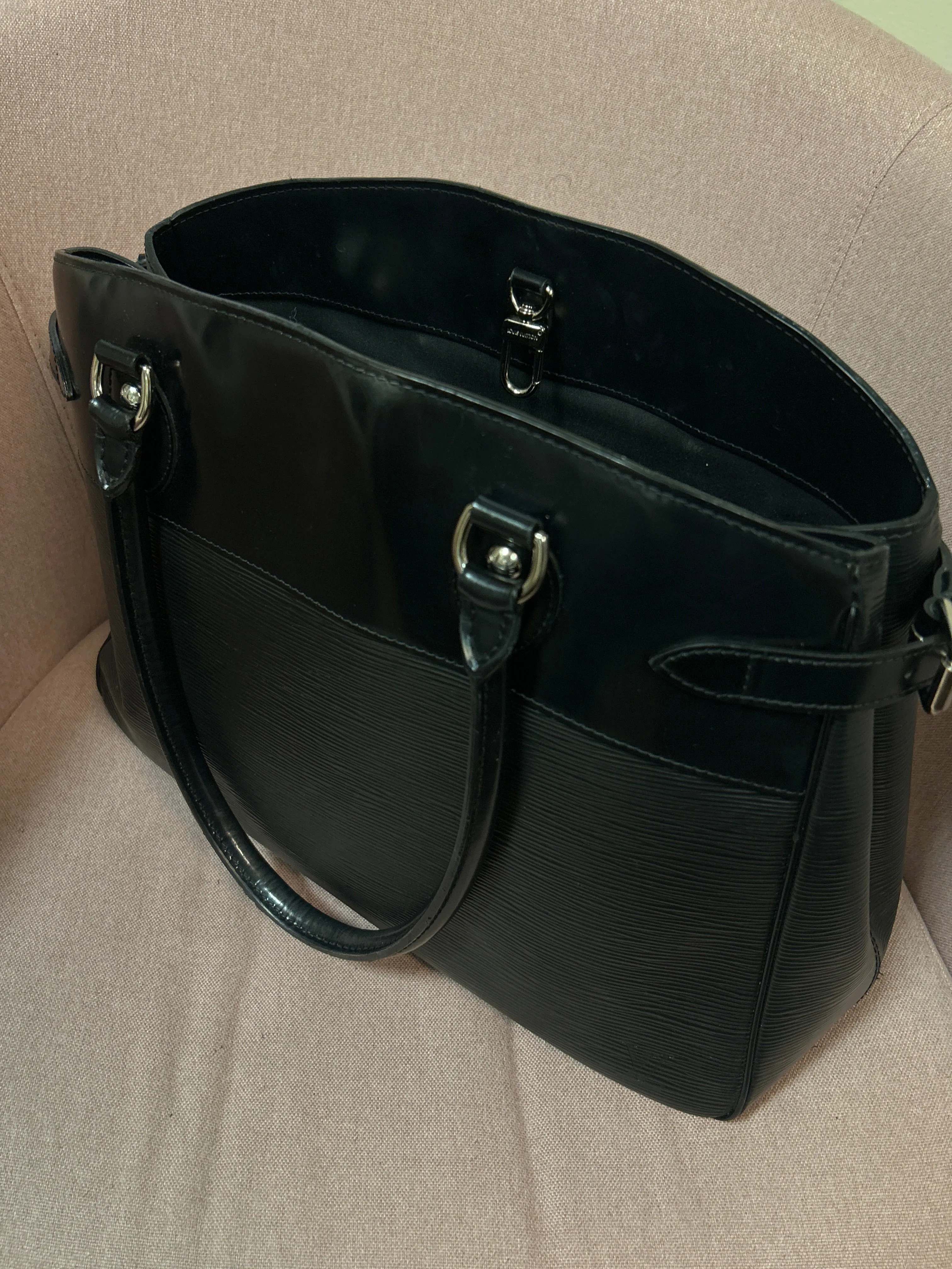 Louis Vuitton Bag, Black Epi Leather Passy GM Tote