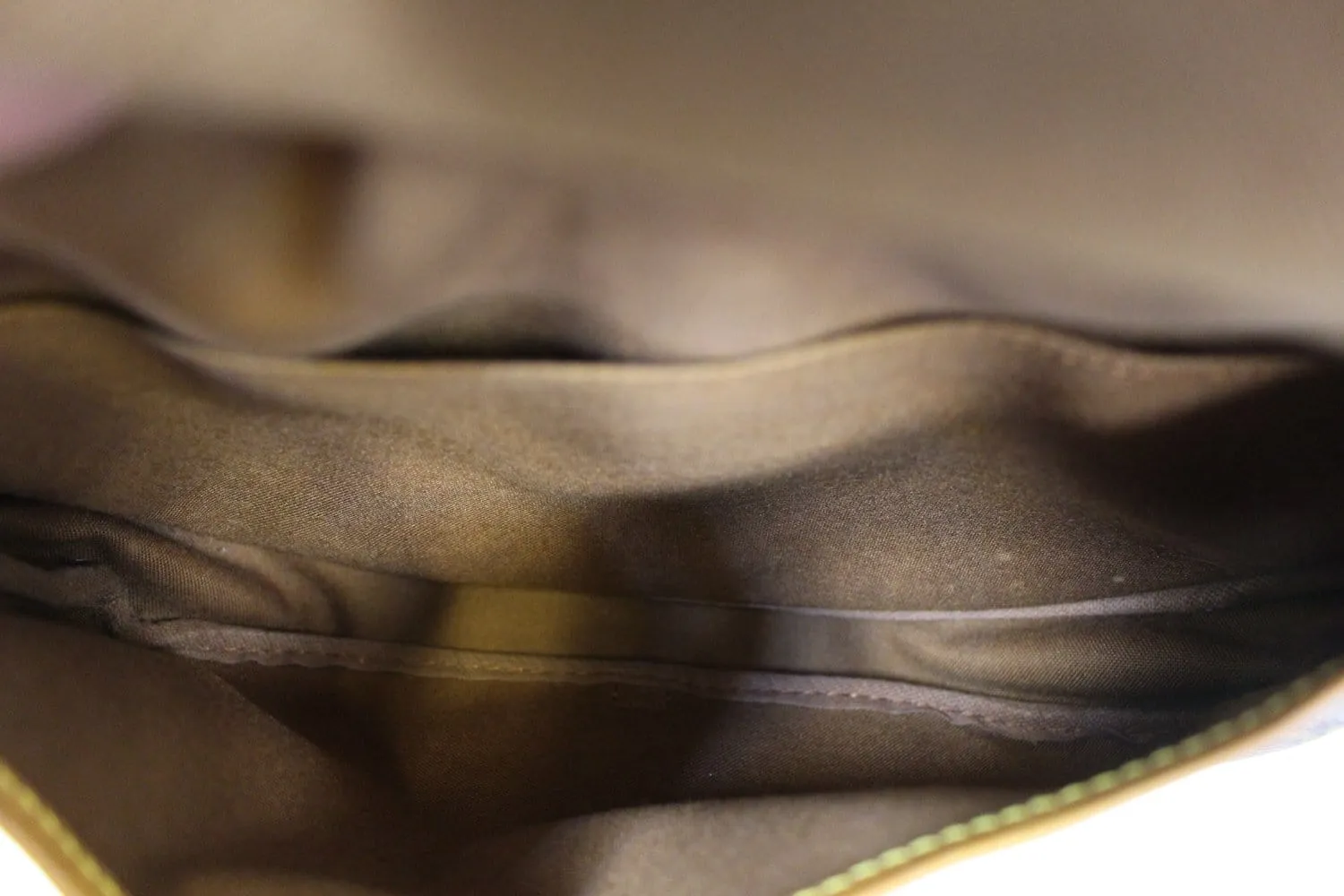 LOUIS VUITTON Monogram Canvas Saumur 30 Shoulder Bag
