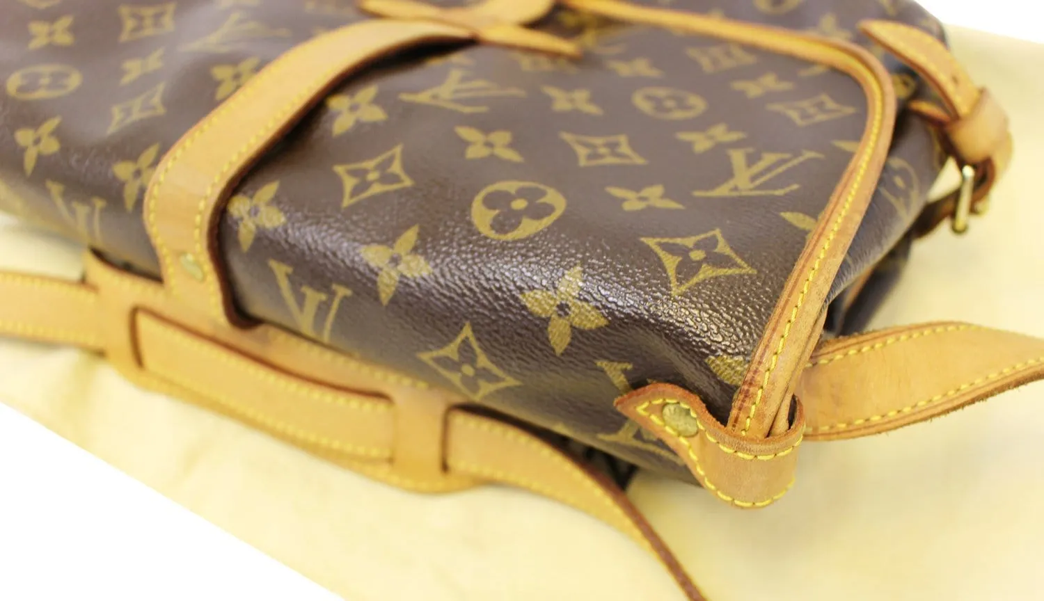 LOUIS VUITTON Monogram Canvas Saumur 30 Shoulder Bag